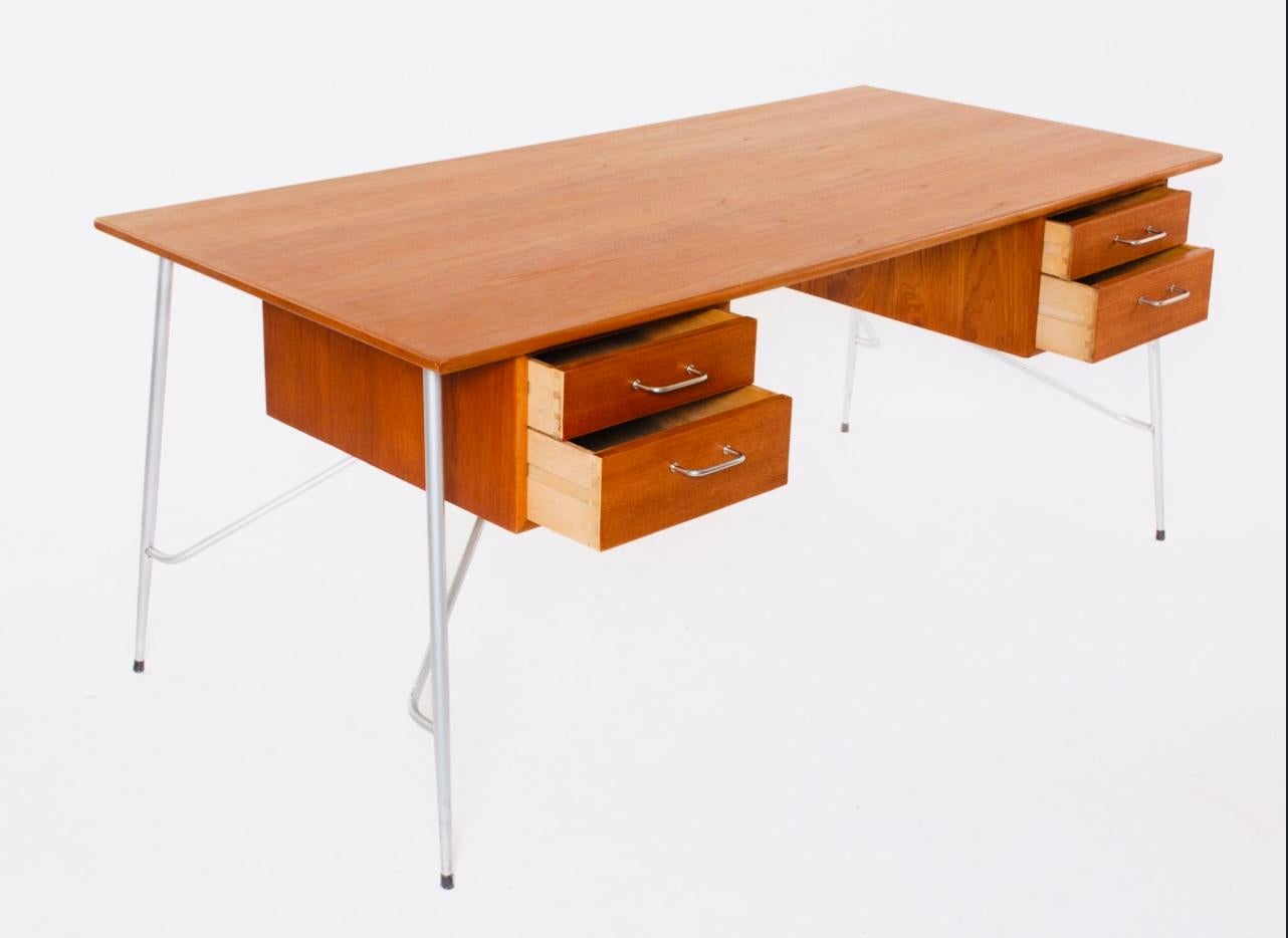 Borge Mogensen Model 202 Teak Desk For Sale 4