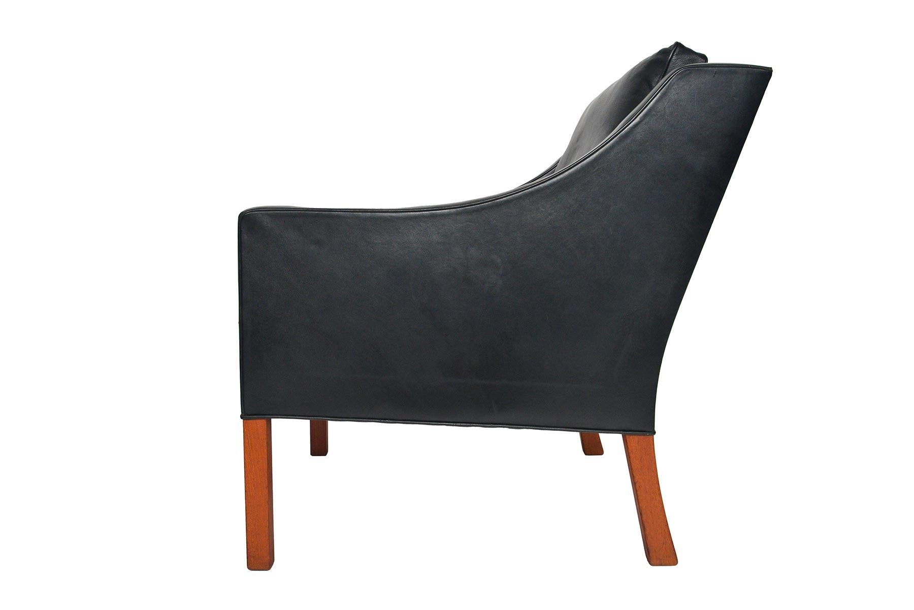 20th Century Borge Mogensen Model 2207 Black Leather Lounge Chair