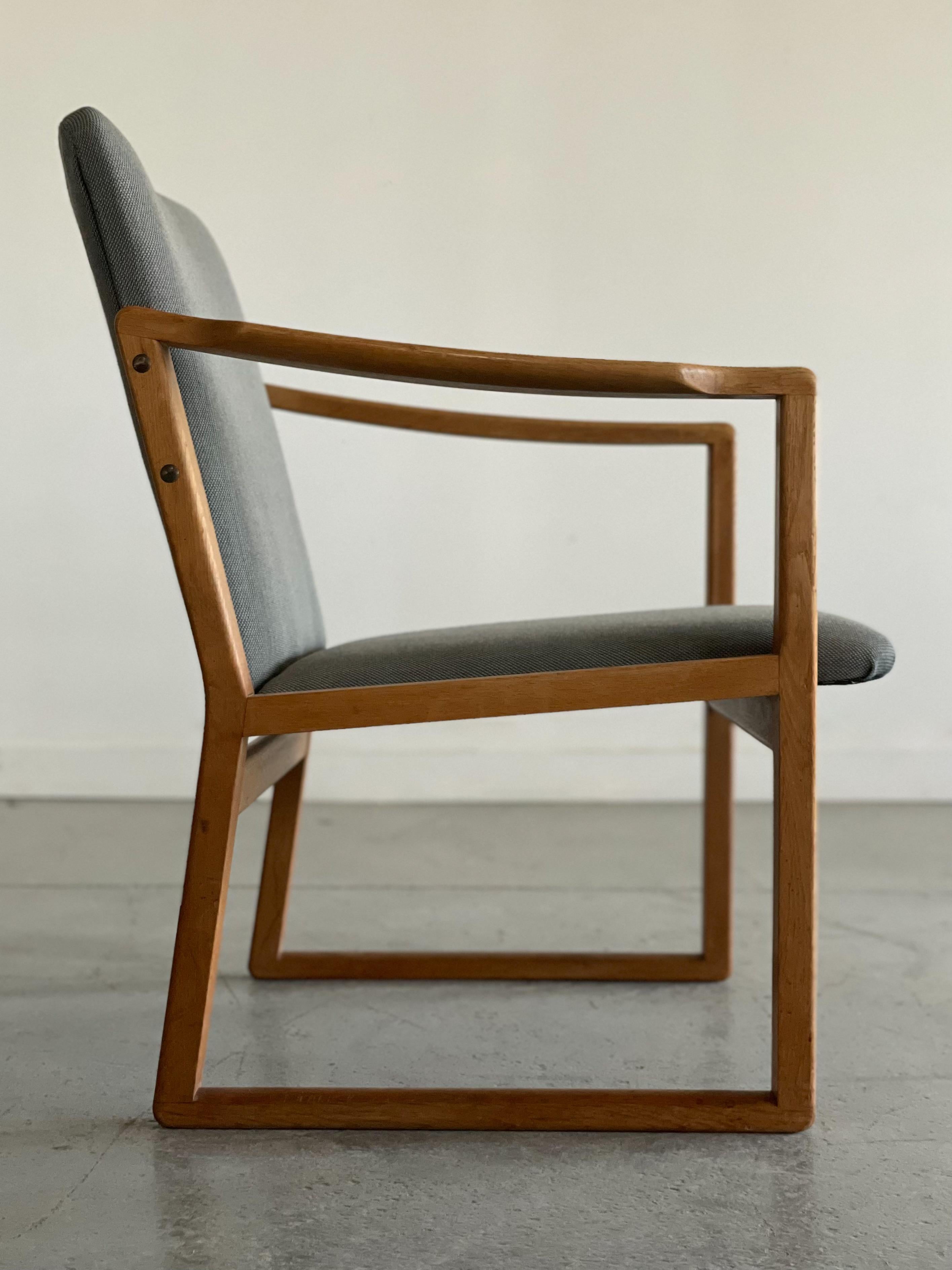 Borge Mogensen Modelo 233 Sillón de roble para Fredericia en venta 7