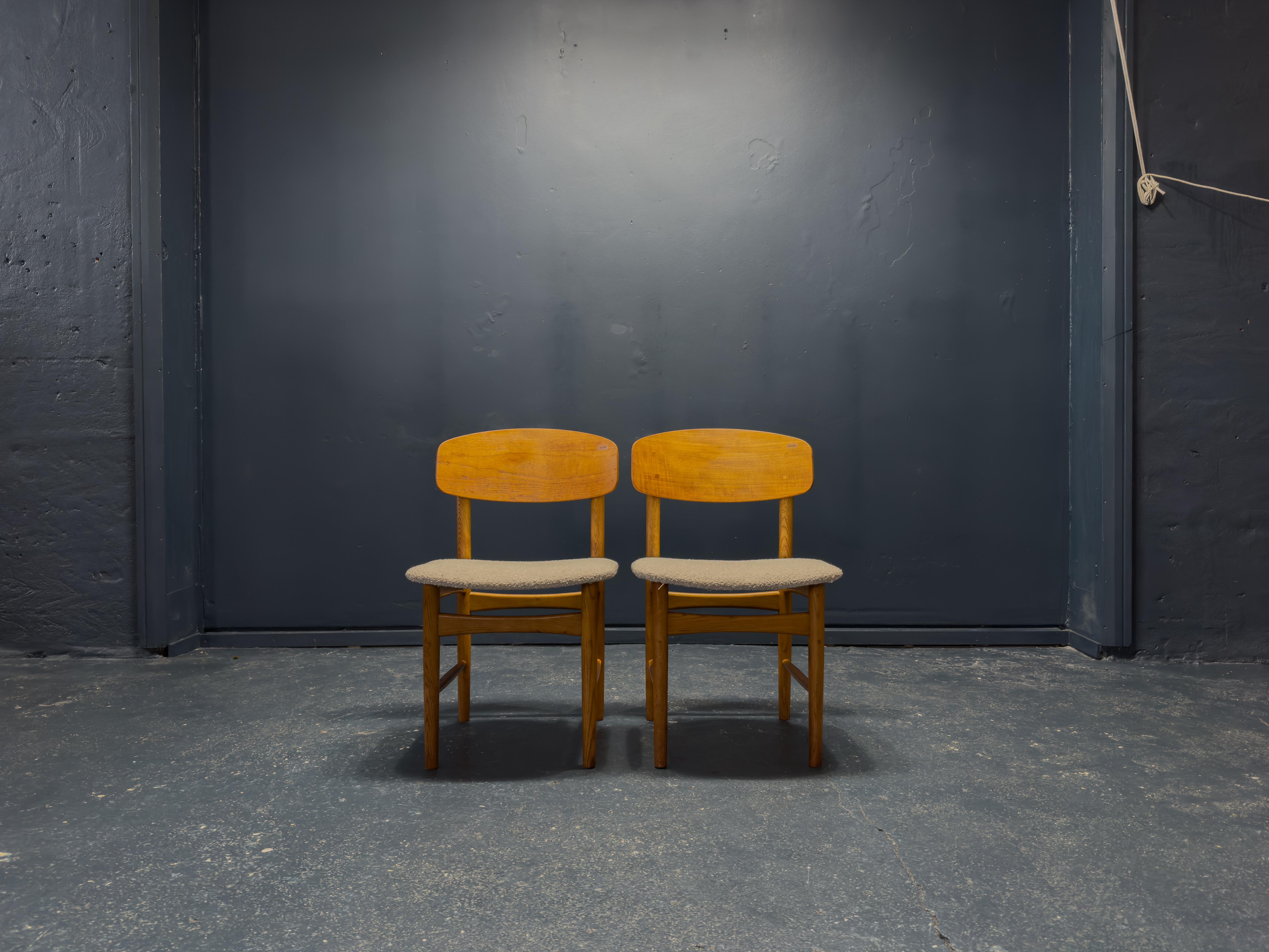 Borge Mogensen Oak and Boucle Model 122 Chair 4