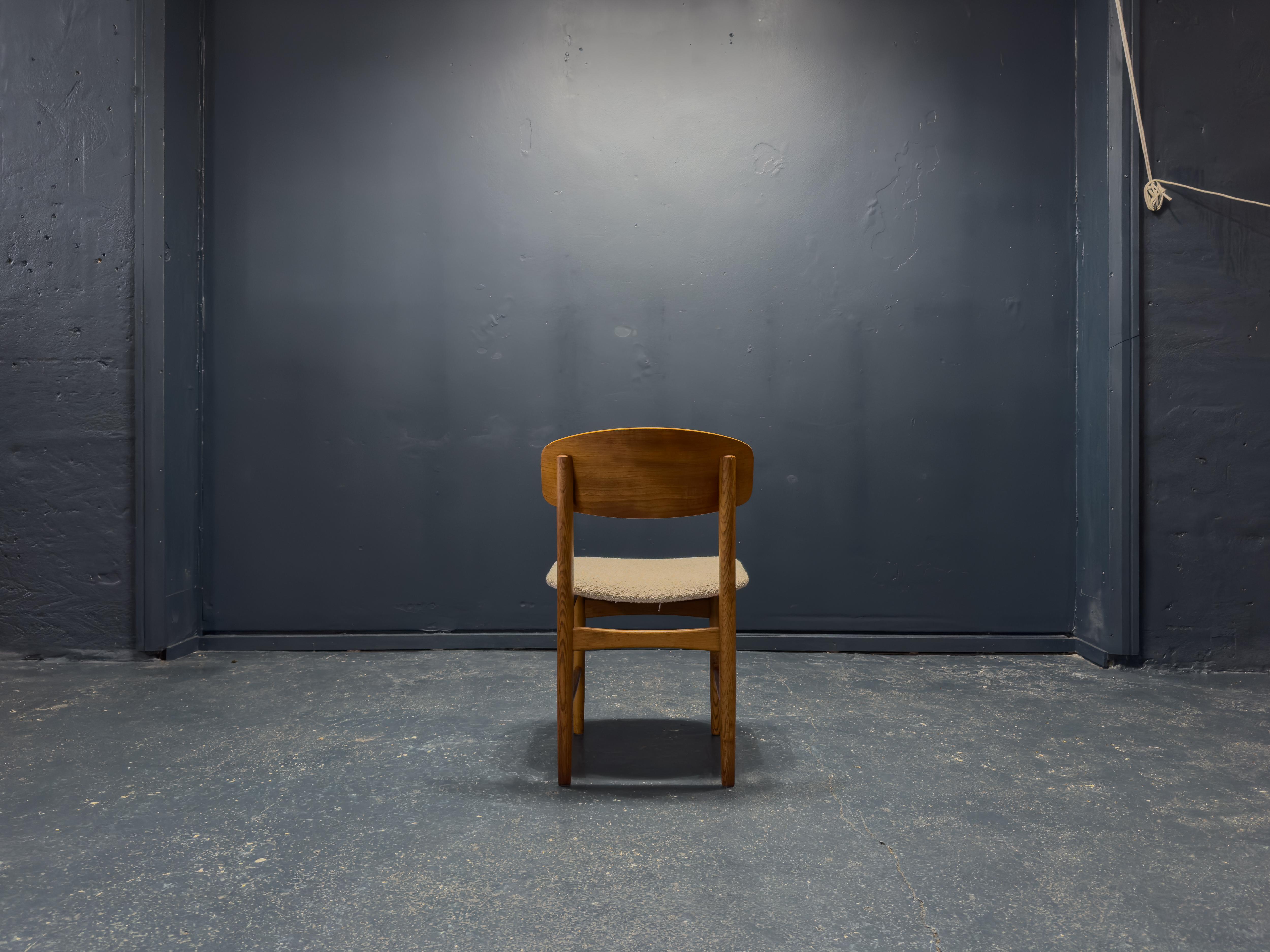 Borge Mogensen Oak and Boucle Model 122 Chair 2