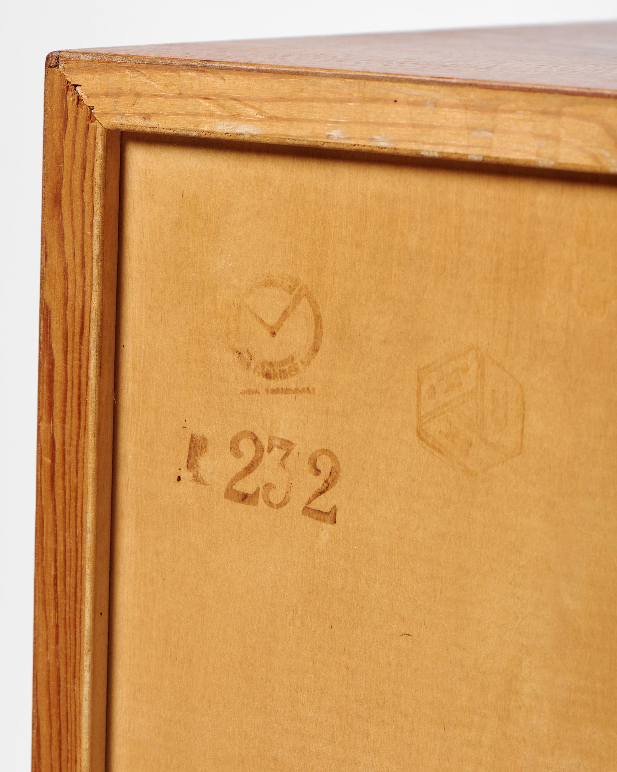 Armadietto per le porcellane in Oak di Borg Mogensen, anni '50 circa in vendita 5