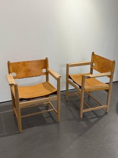 BÖRGE MOGENSEN, pair of Spanish armchair, model 3238 for Federicia stolefabric