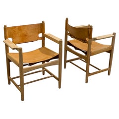 BÖRGE MOGENSEN, pair of Spanish armchair, model 3238 for Federicia stolefabric