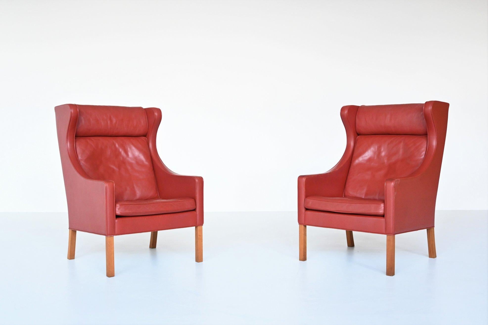 Mid-Century Modern Borge Mogensen Red Lounge Chairs Fredericia Stolefabrik, Denmark, 1960