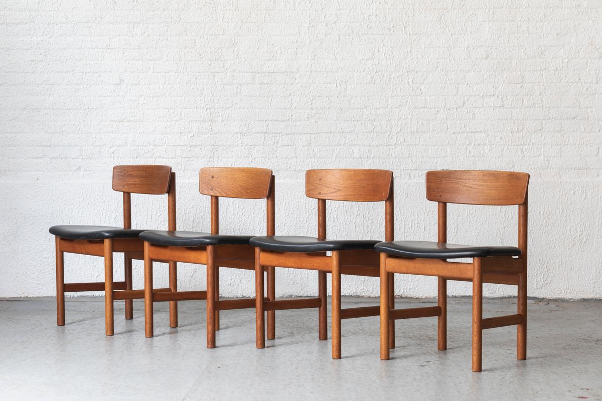 Borge Mogensen Set of 4 Dining Chairs ‘Model 3236’ for Fredericia, Denmark, 60s 8