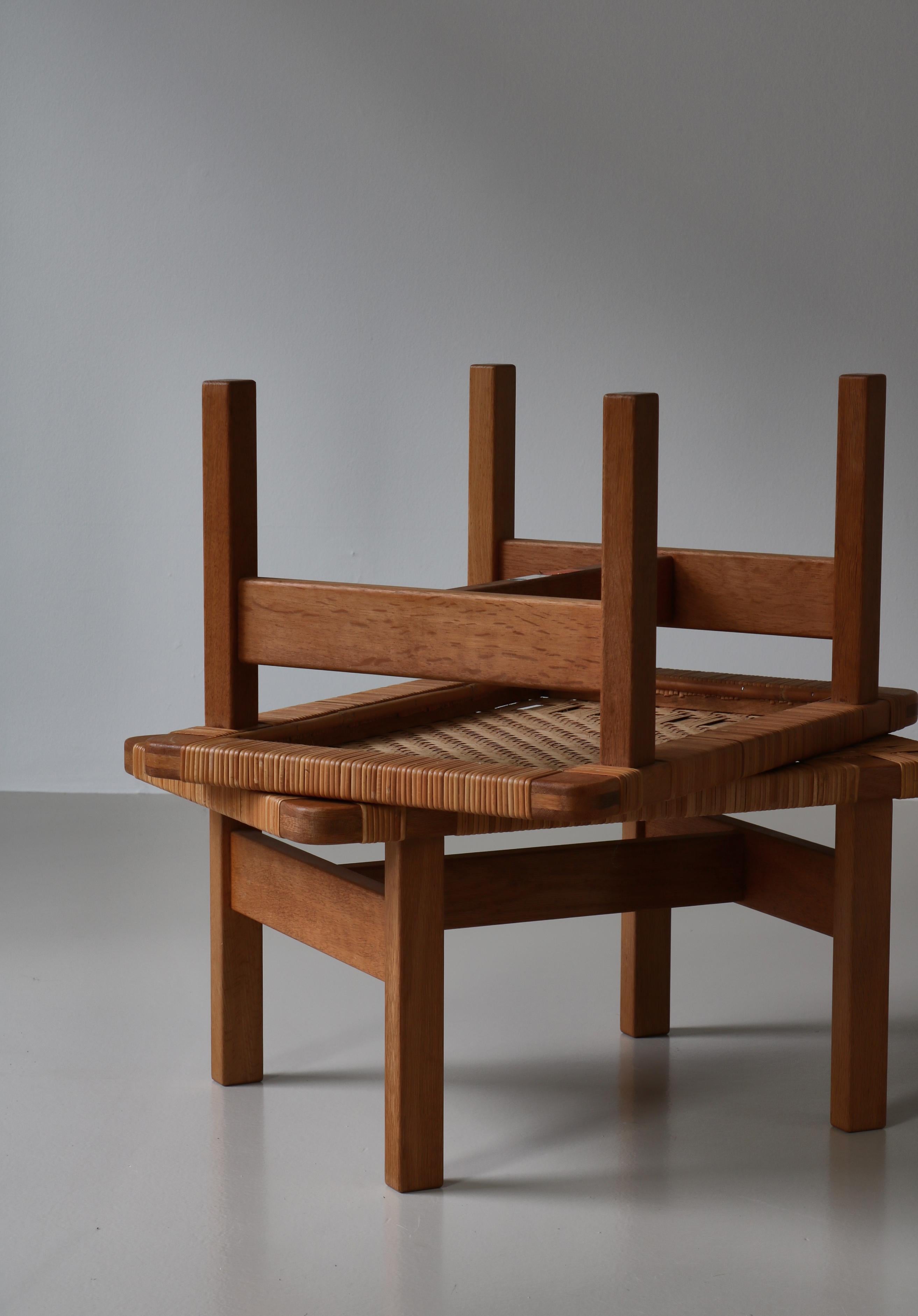 Borge Mogensen Set of Side Tables/Benches in Oak and Rattan Cane, 1960s, Denmark For Sale 7