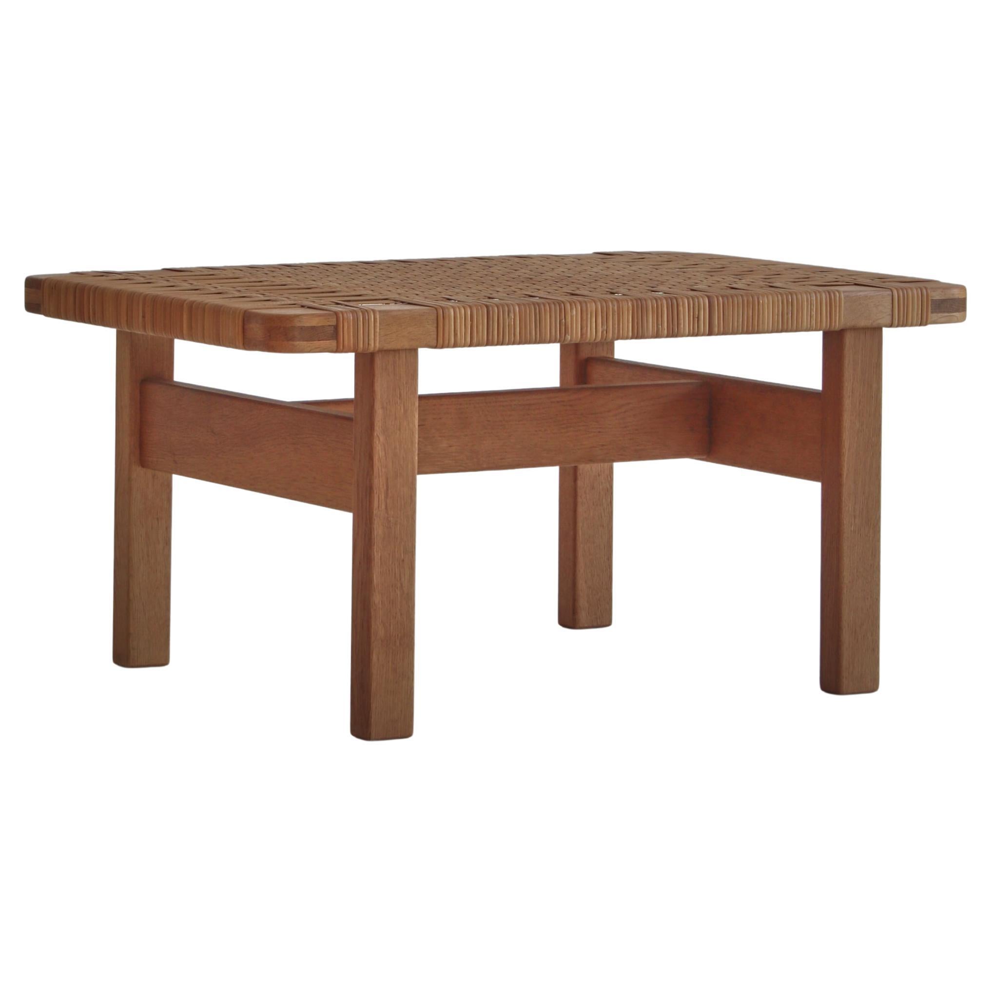 Table d'appoint/table d'appoint Borge Mogensen en chêne et rotin, années 1950, Danemark en vente