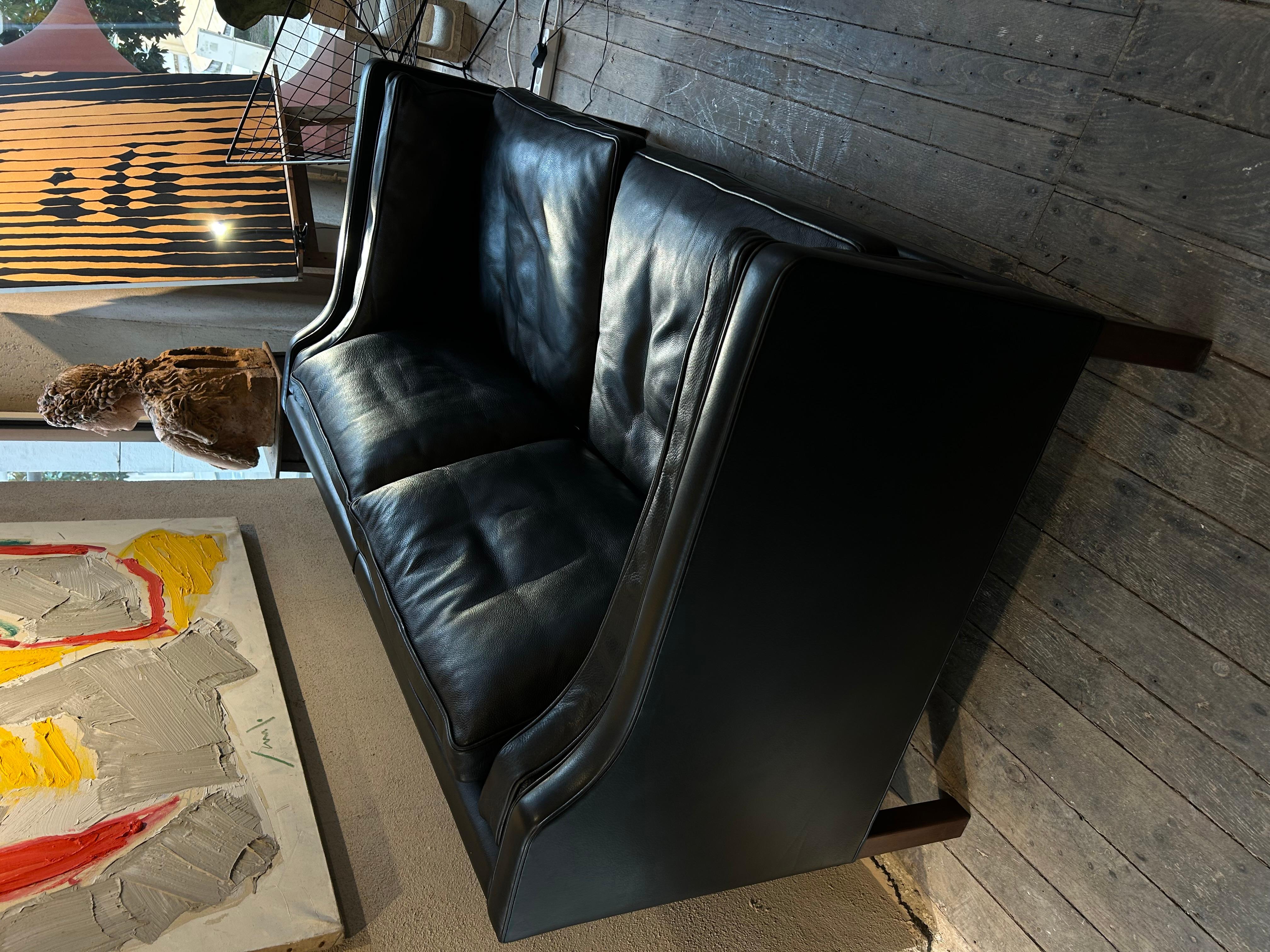 Borge Mogensen - sofá 2 plazas cuero negro modelo 2212 en Bueno estado para la venta en PAU, FR