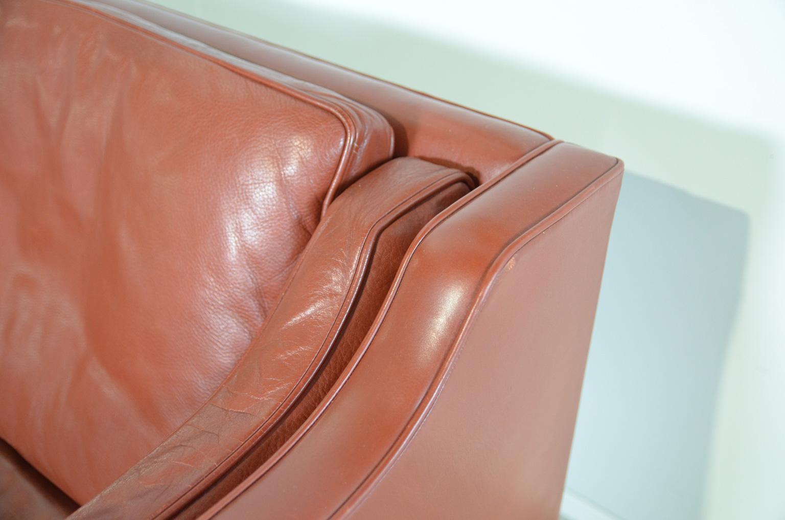 Borge Mogensen two-seat Sofa Model 2212 for Fredericia Danmark In Good Condition For Sale In RHEEZERVEEN, Overijssel