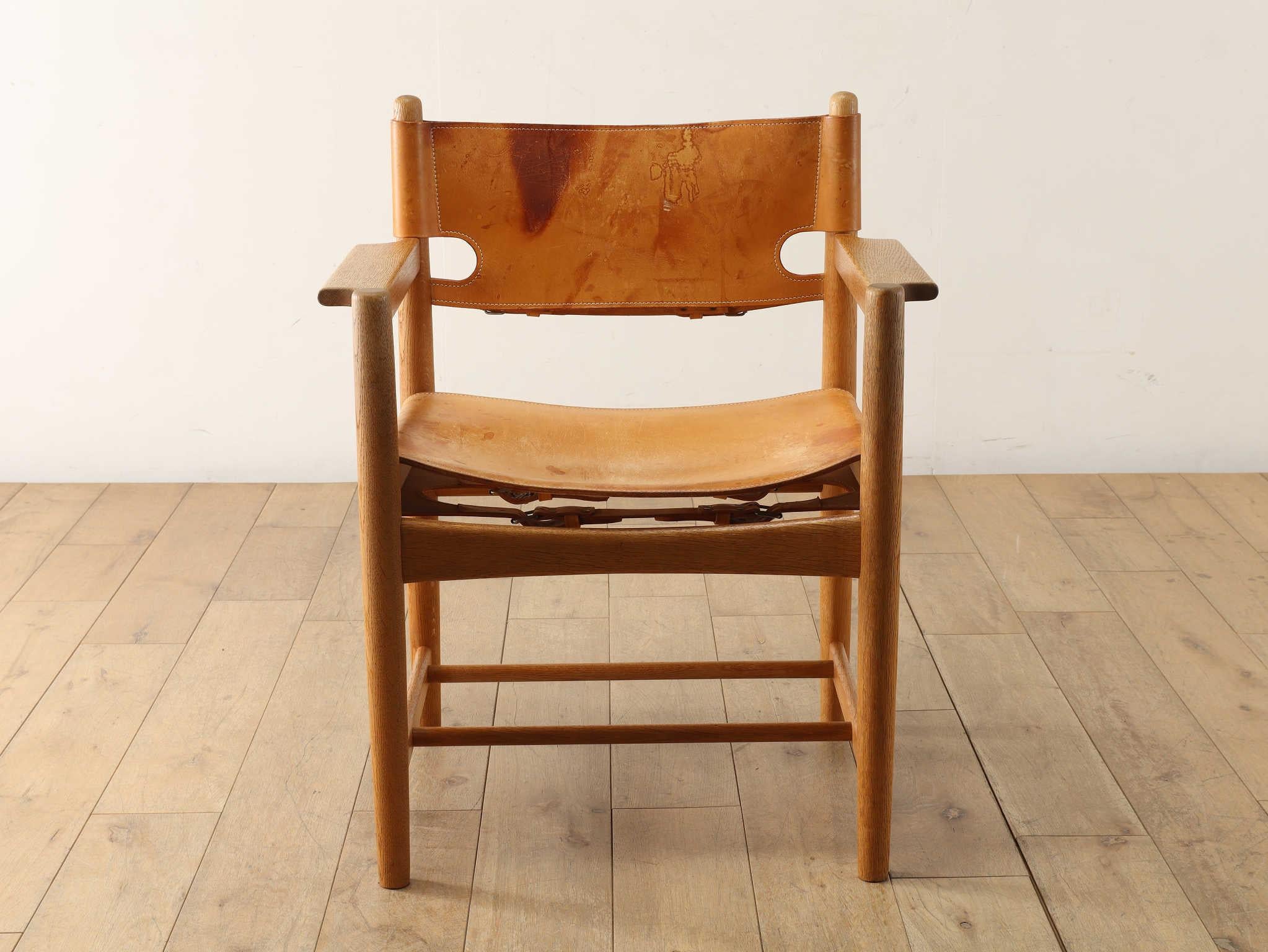 El sillón Modelo 3238 deriva de la 