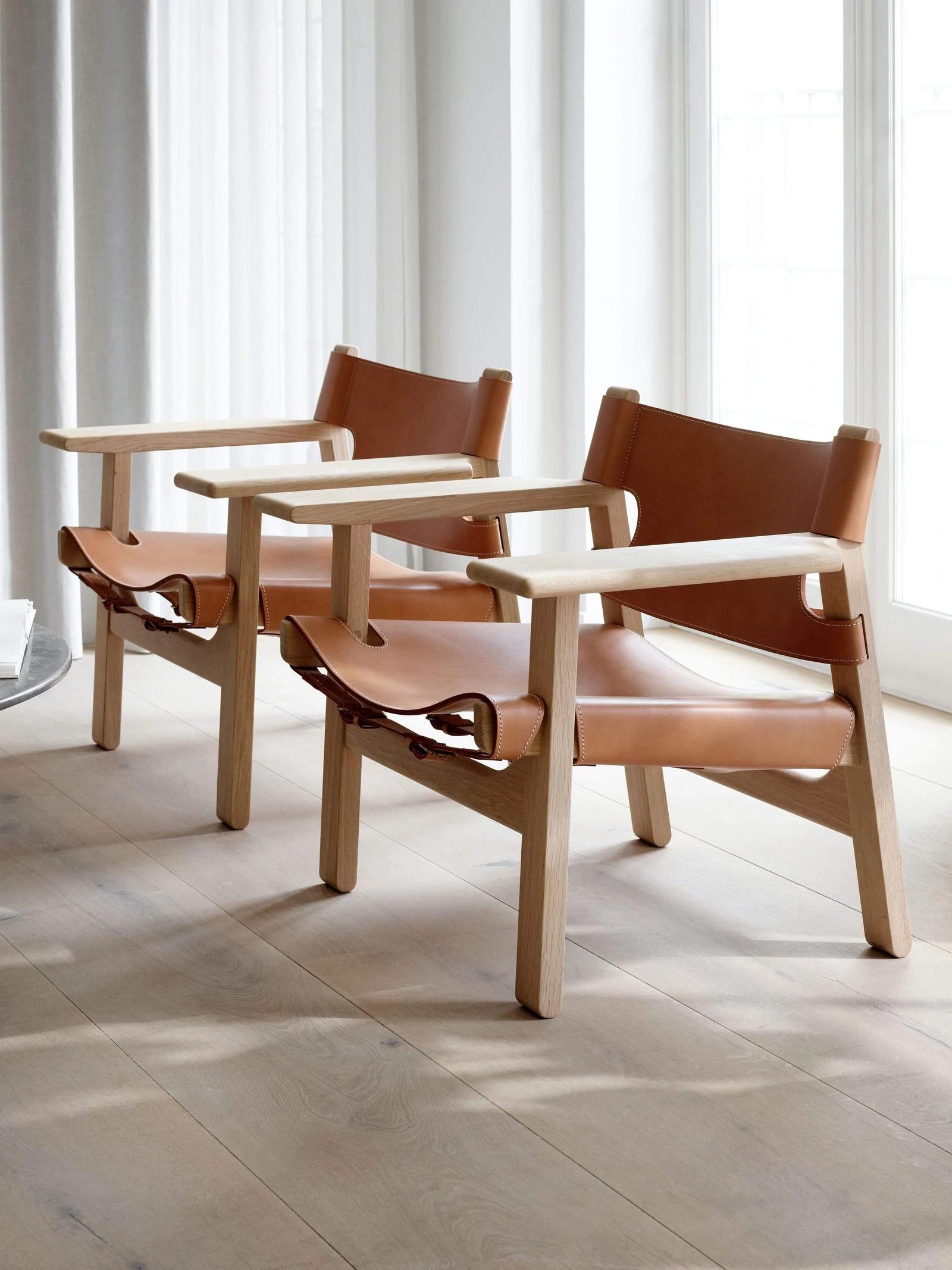 Danish Borge Mogensen Spanish Chair in Natural Leather and Oak For Sale