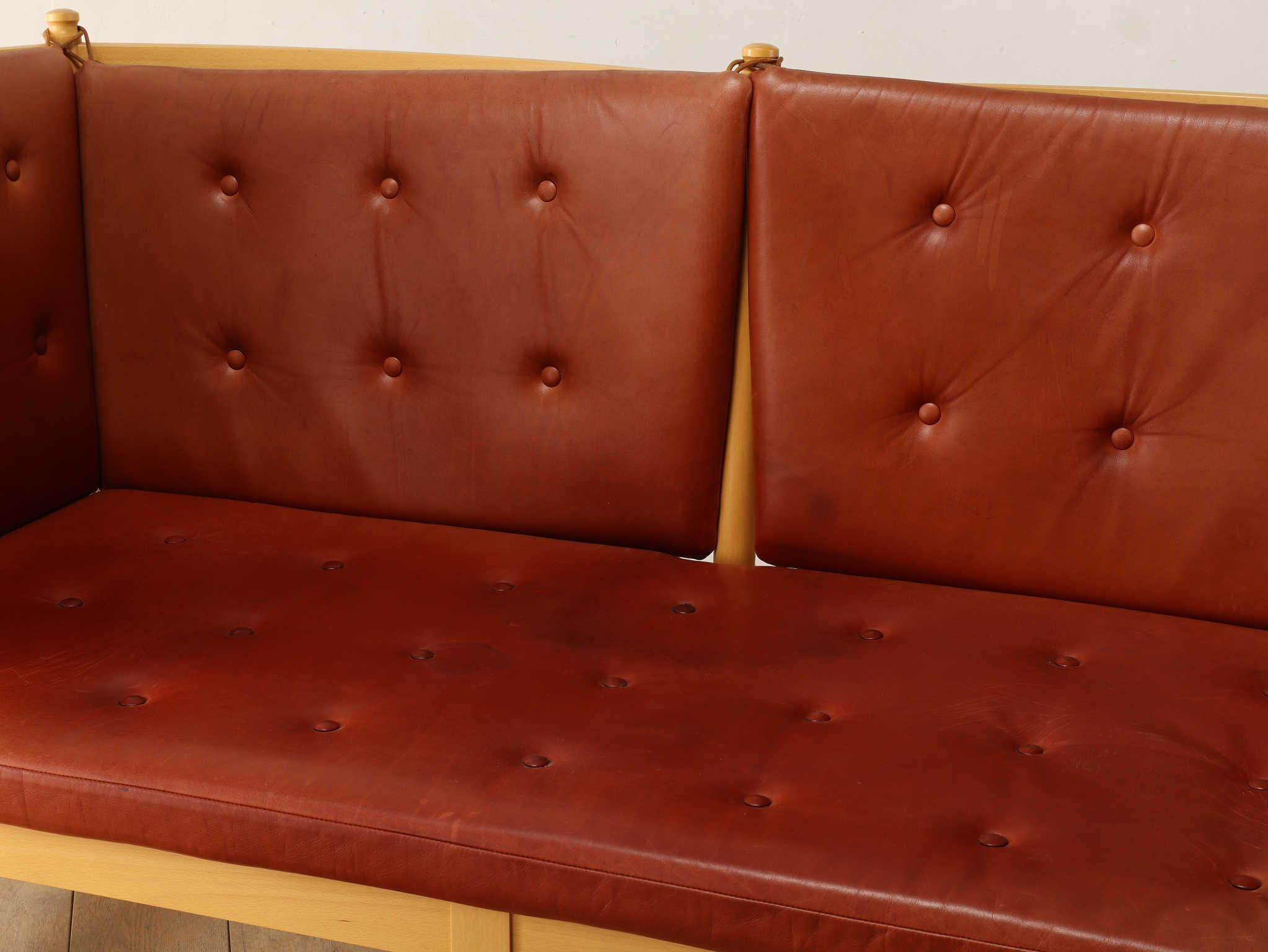 Borge Mogensen Spokeback Sofa 1970's For Sale 1
