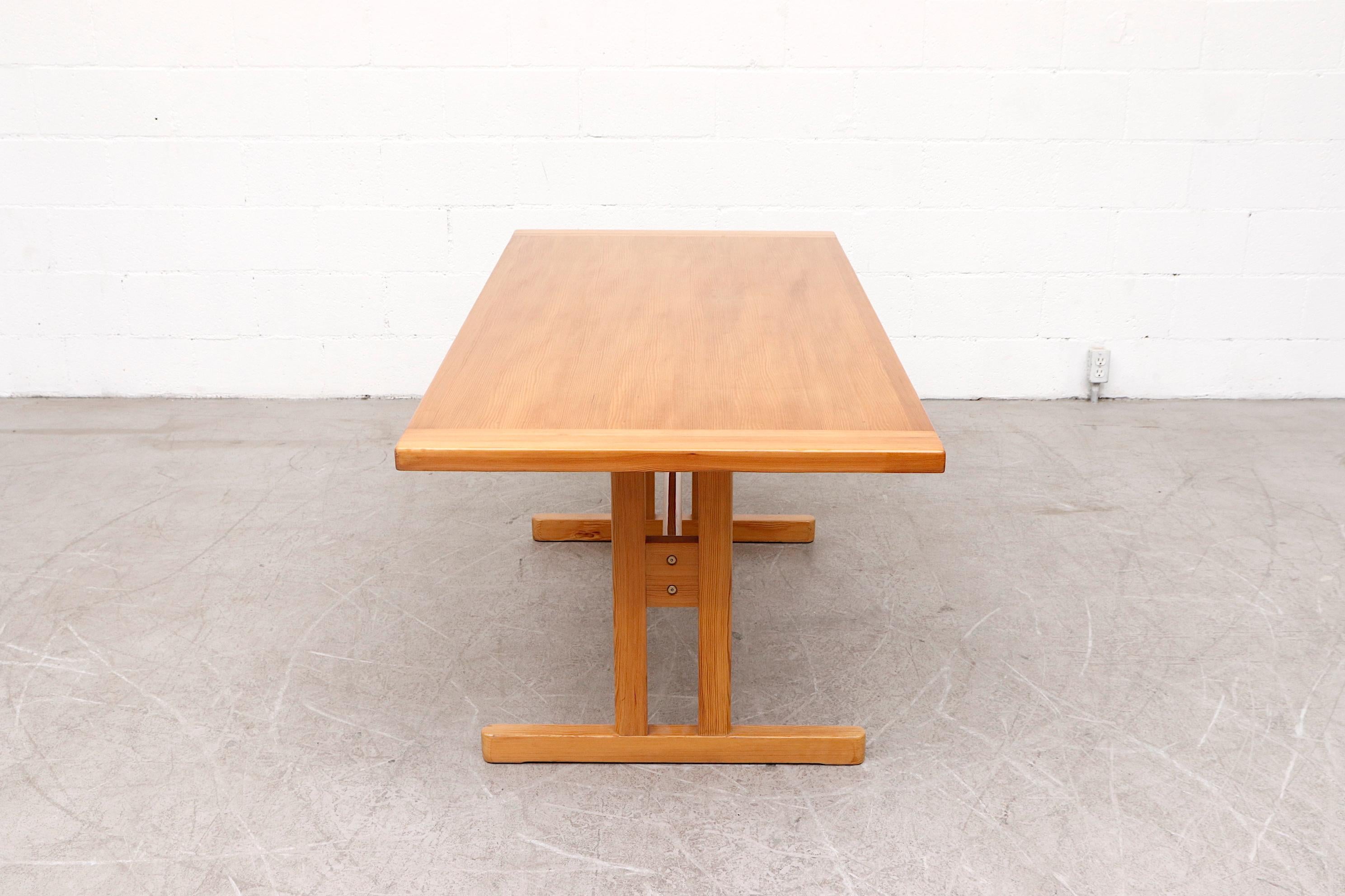 Borge Mogensen Style Pine Dining Table In Good Condition In Los Angeles, CA