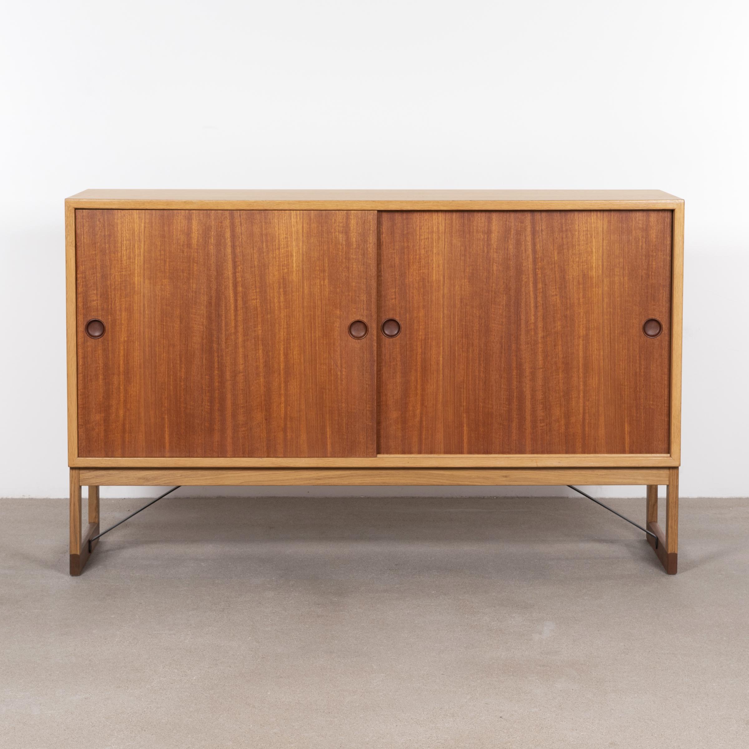 Borge Mogensen Teak and Oak Cabinet for Karl Andersson & Sons, Sweden 1960 In Good Condition In Amsterdam, NL