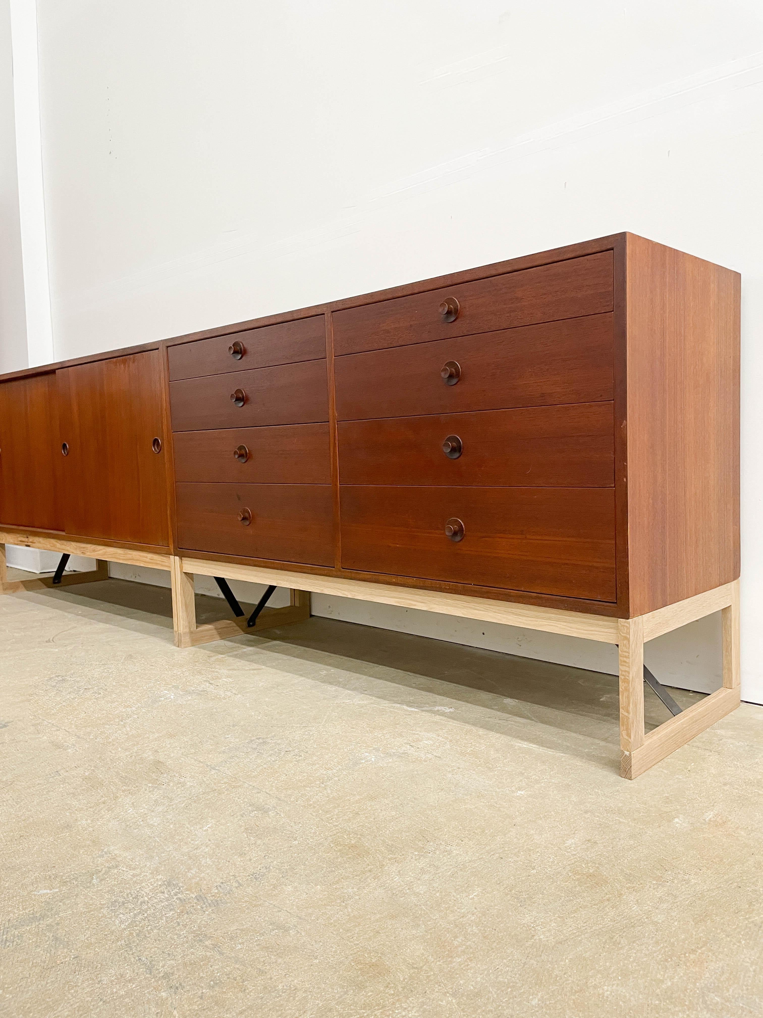 Borge Mogensen Teak and Oak cabinet set For Sale 7