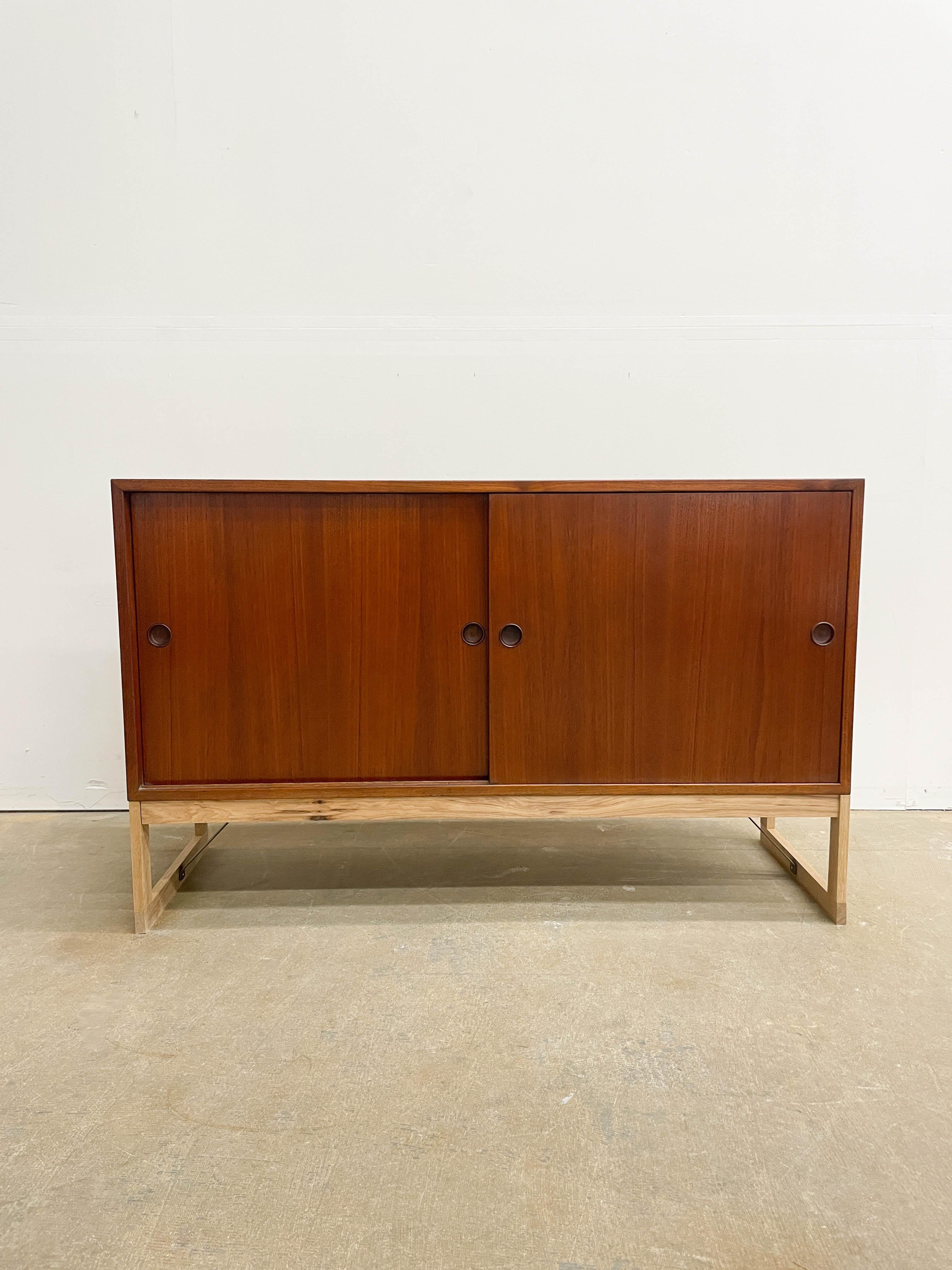 Borge Mogensen Teak and Oak cabinet set In Good Condition For Sale In Kalamazoo, MI