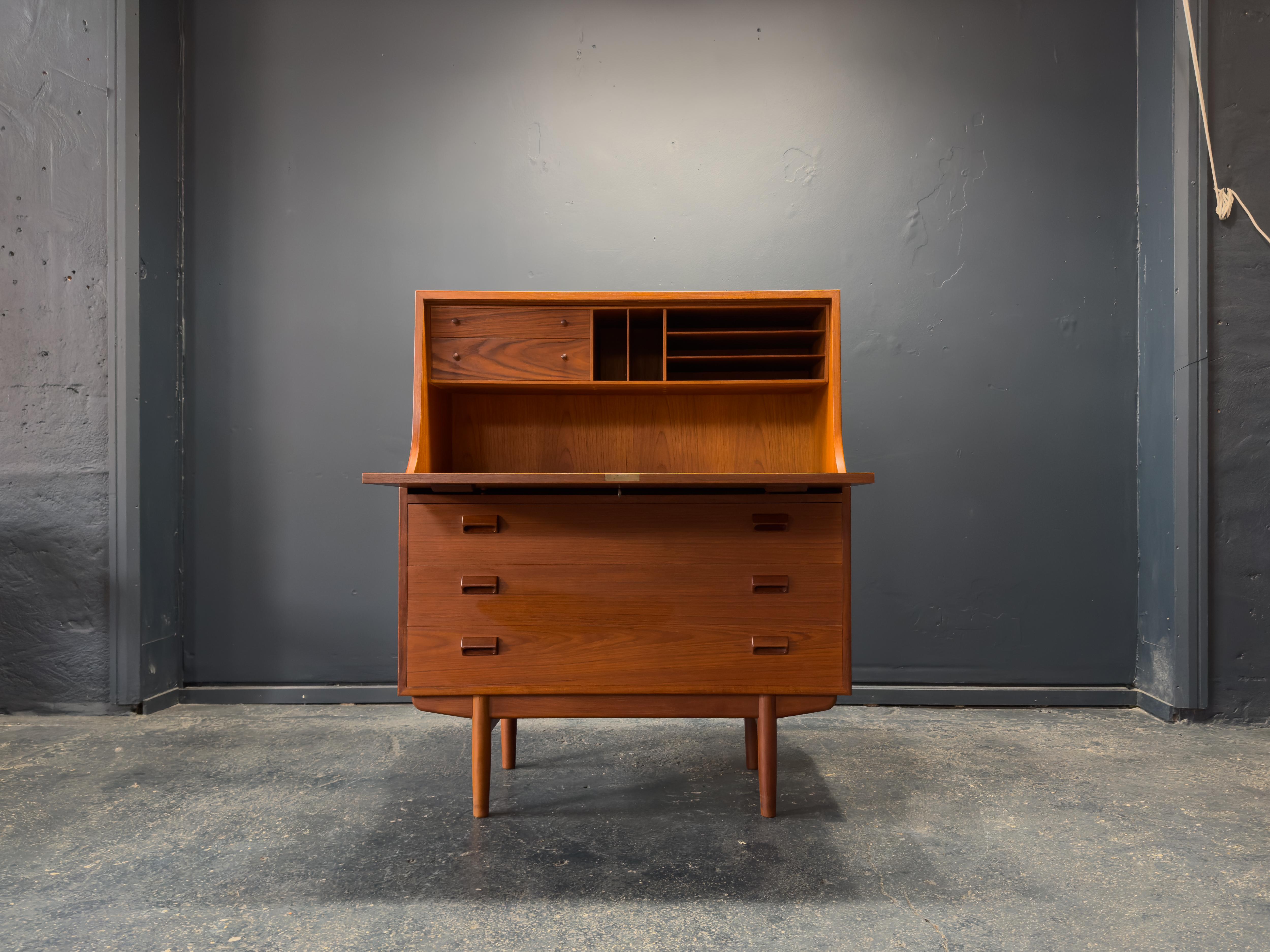 Borge Mogensen Teak Bureau In Good Condition For Sale In London, GB