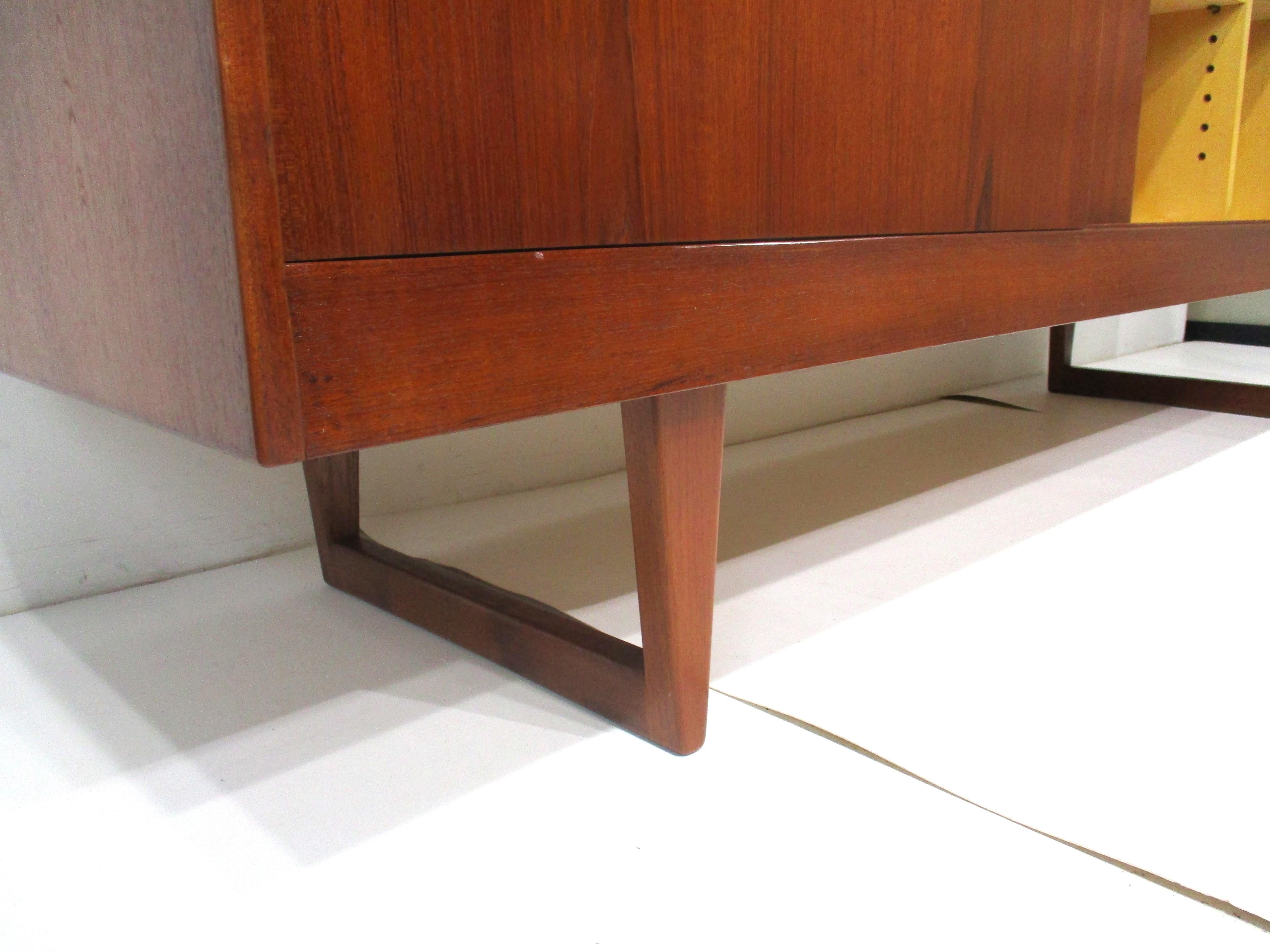 Credenza Sever in teak di Borg Mogensen per Povl Dinesen in vendita 4