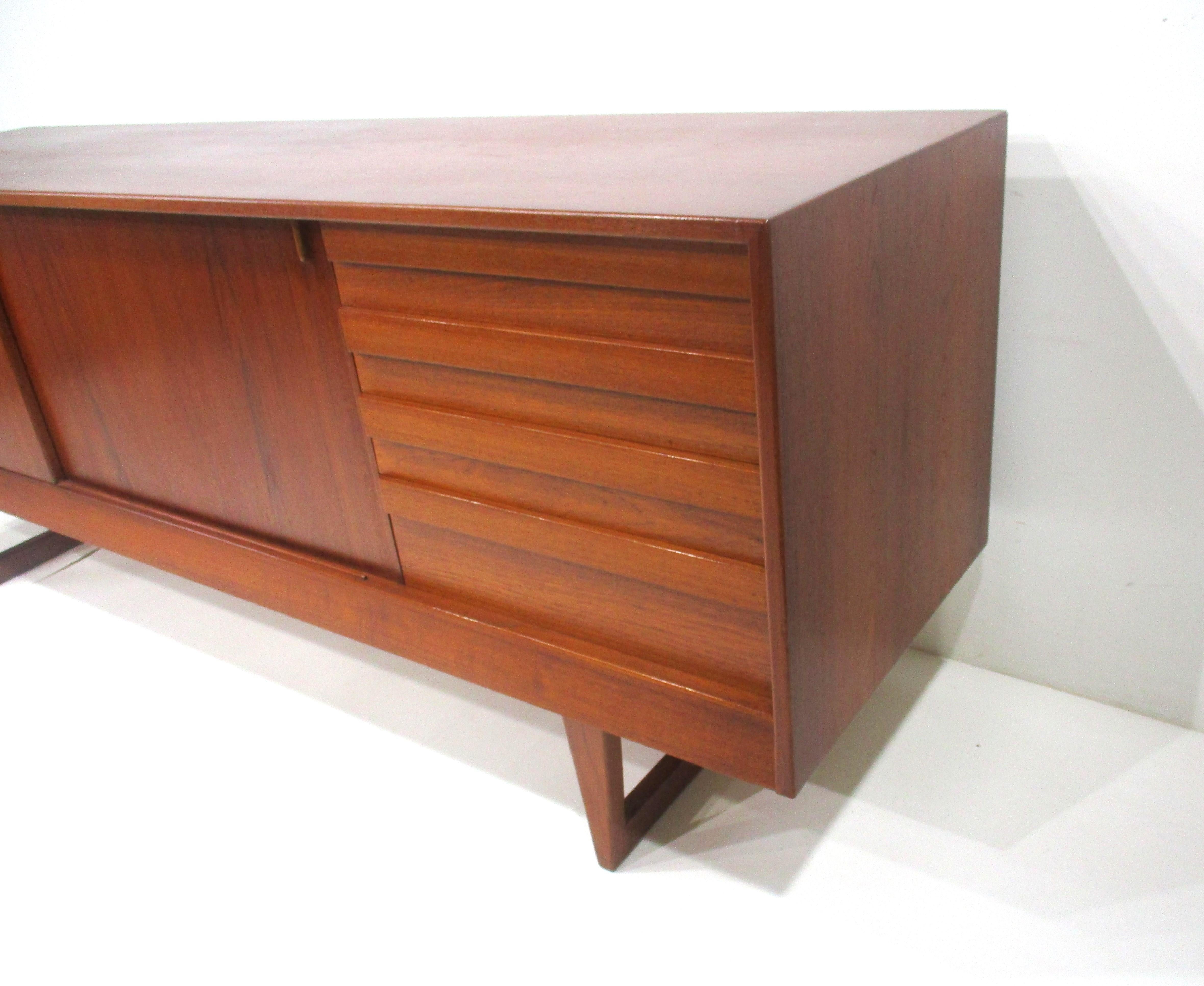Credenza Sever in teak di Borg Mogensen per Povl Dinesen In condizioni buone in vendita a Cincinnati, OH