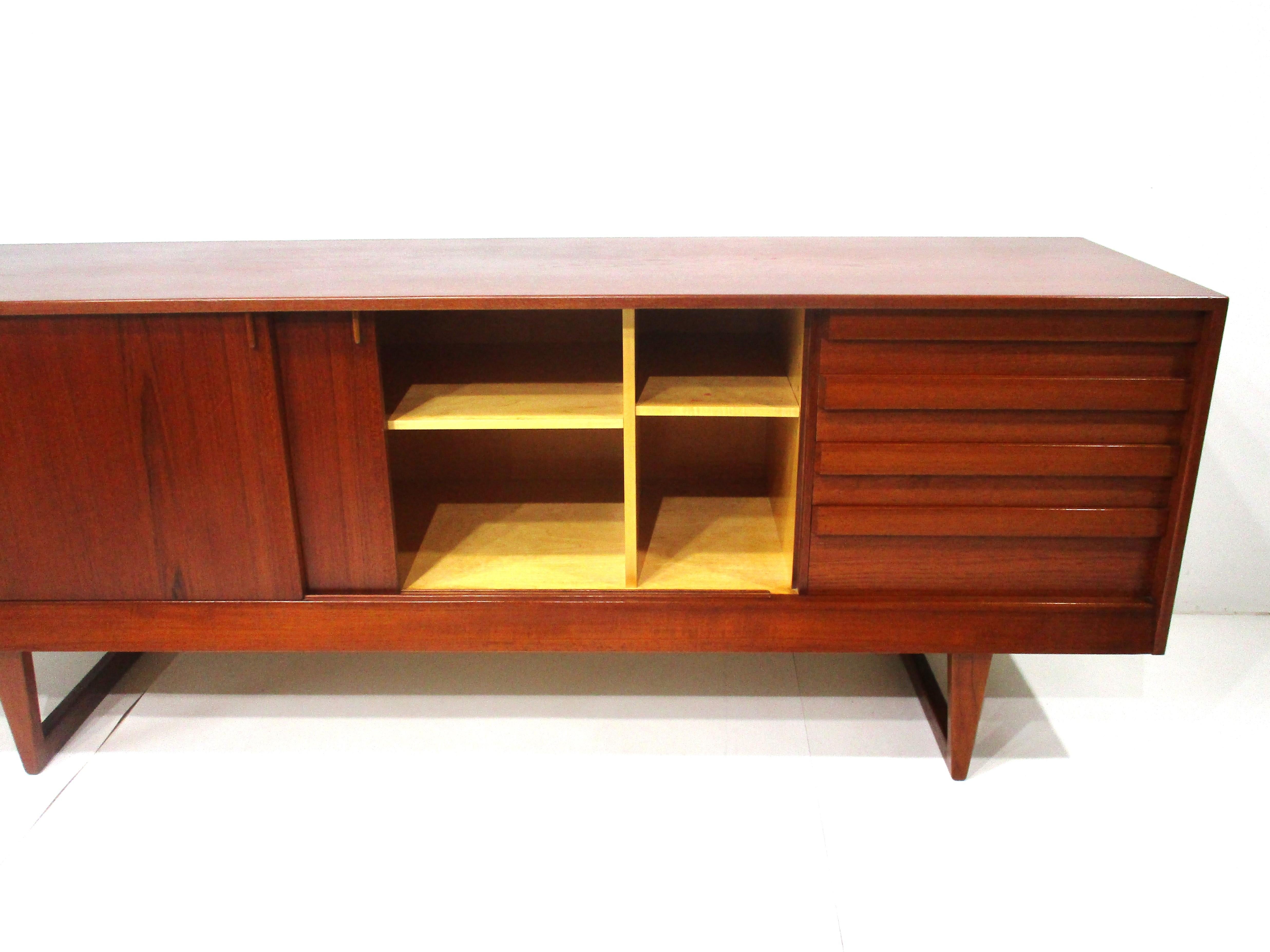 Credenza Sever in teak di Borg Mogensen per Povl Dinesen in vendita 2