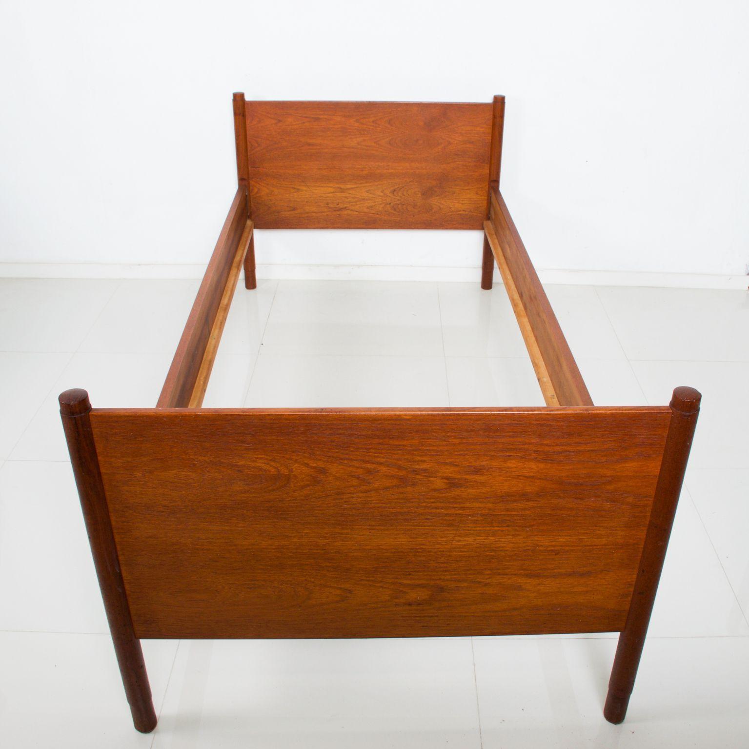 Midcentury Daybed
Teakwood Daybed model 136 designed in 1951 by Børge Mogensen for Soborg Mobler of Denmark.
(we have 2 available consult dealer)
Bed has tapered dowel legs with slightly rounded tops. Legs are done in solid teak. Original Brass