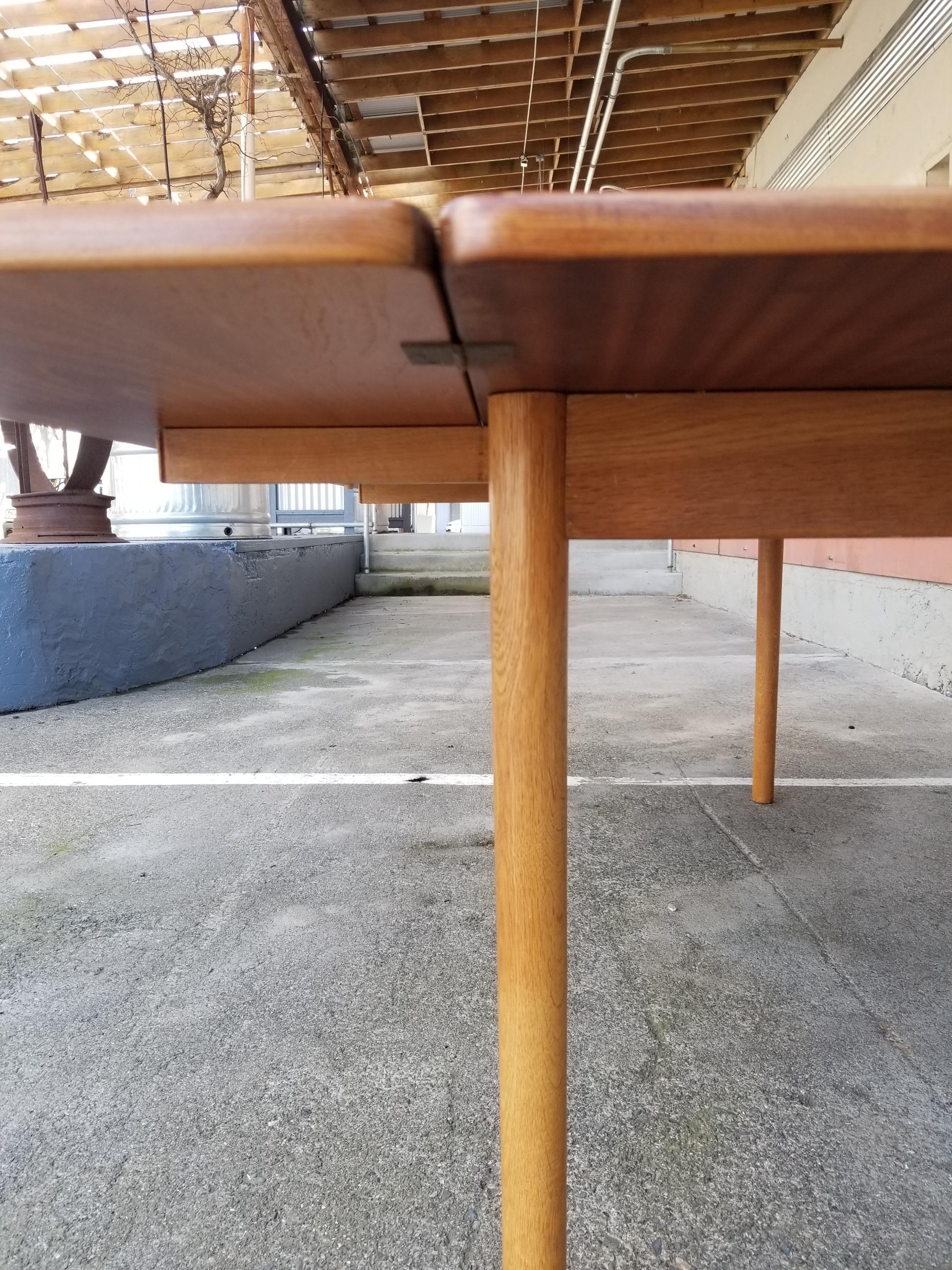 Borge Mogensen Teak Drop-Leaf Dining Table In Good Condition In Fulton, CA