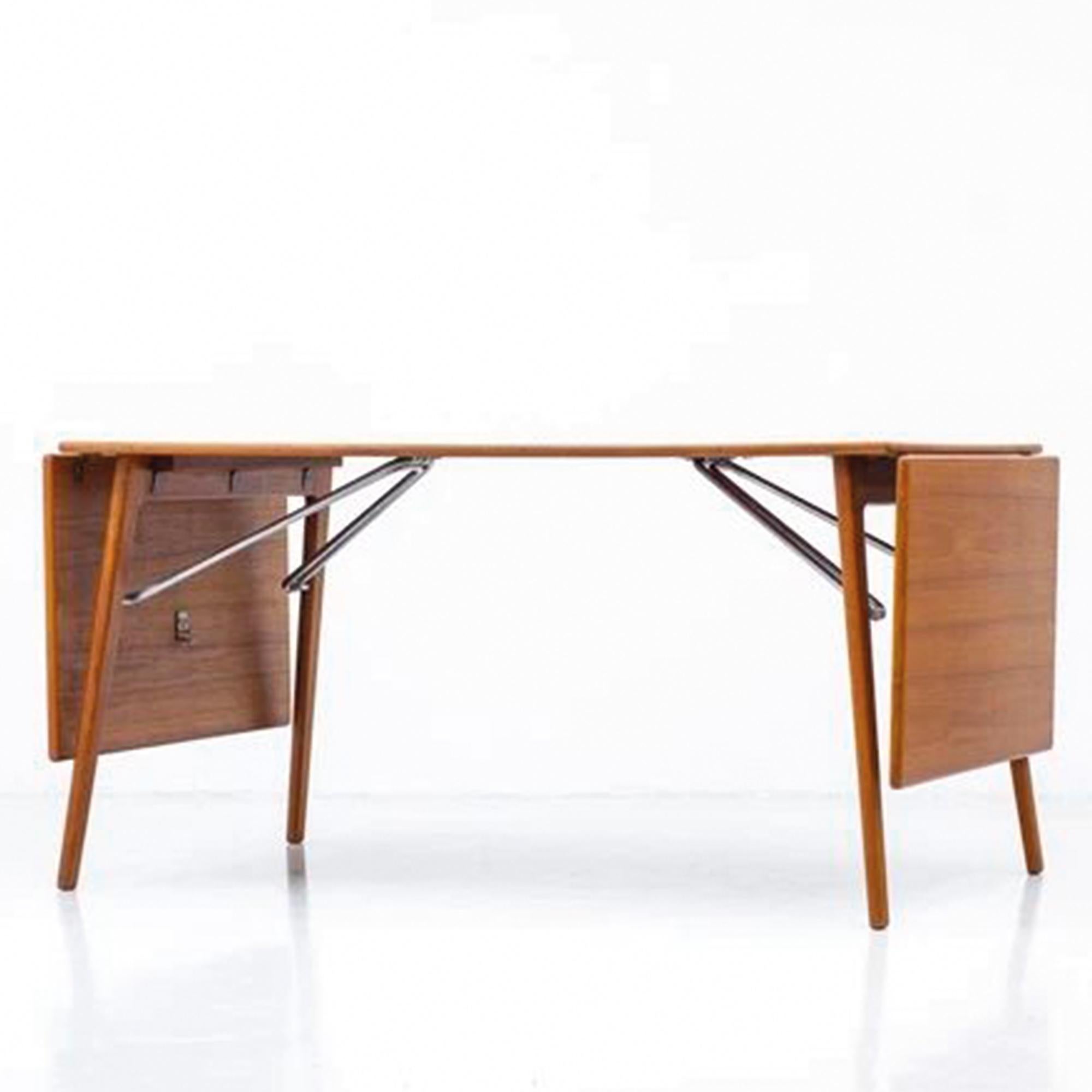 20th Century Borge Mogensen Teak Table Model 162, design 1953 For Sale