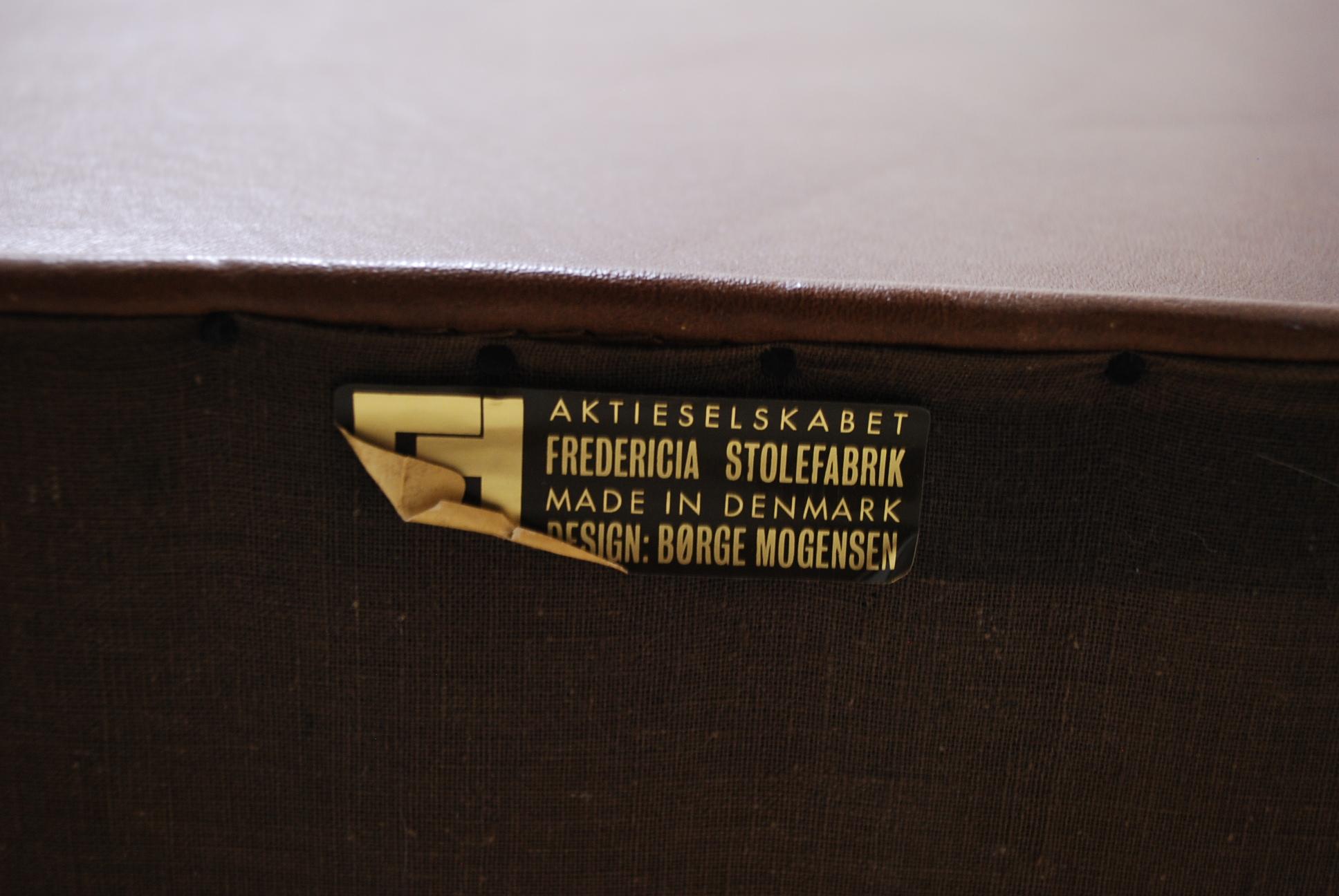 Børge Mogensen Vintage Leather Armchair Model 2207 Brown for Fredericia 12