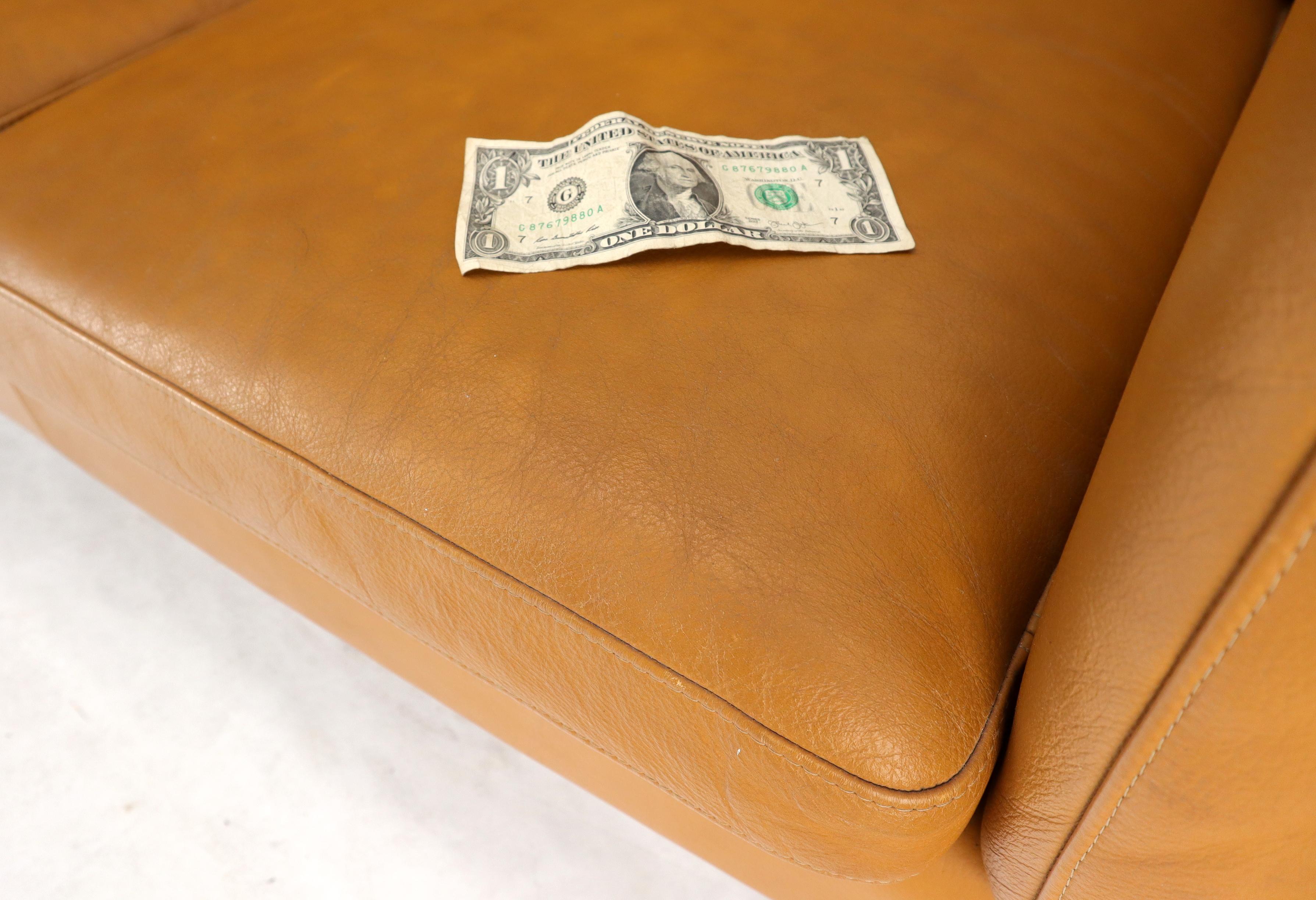 Borge Mogenson Tan Leather Loveseat Sofa Danish Mid-Century Modern In Good Condition For Sale In Rockaway, NJ