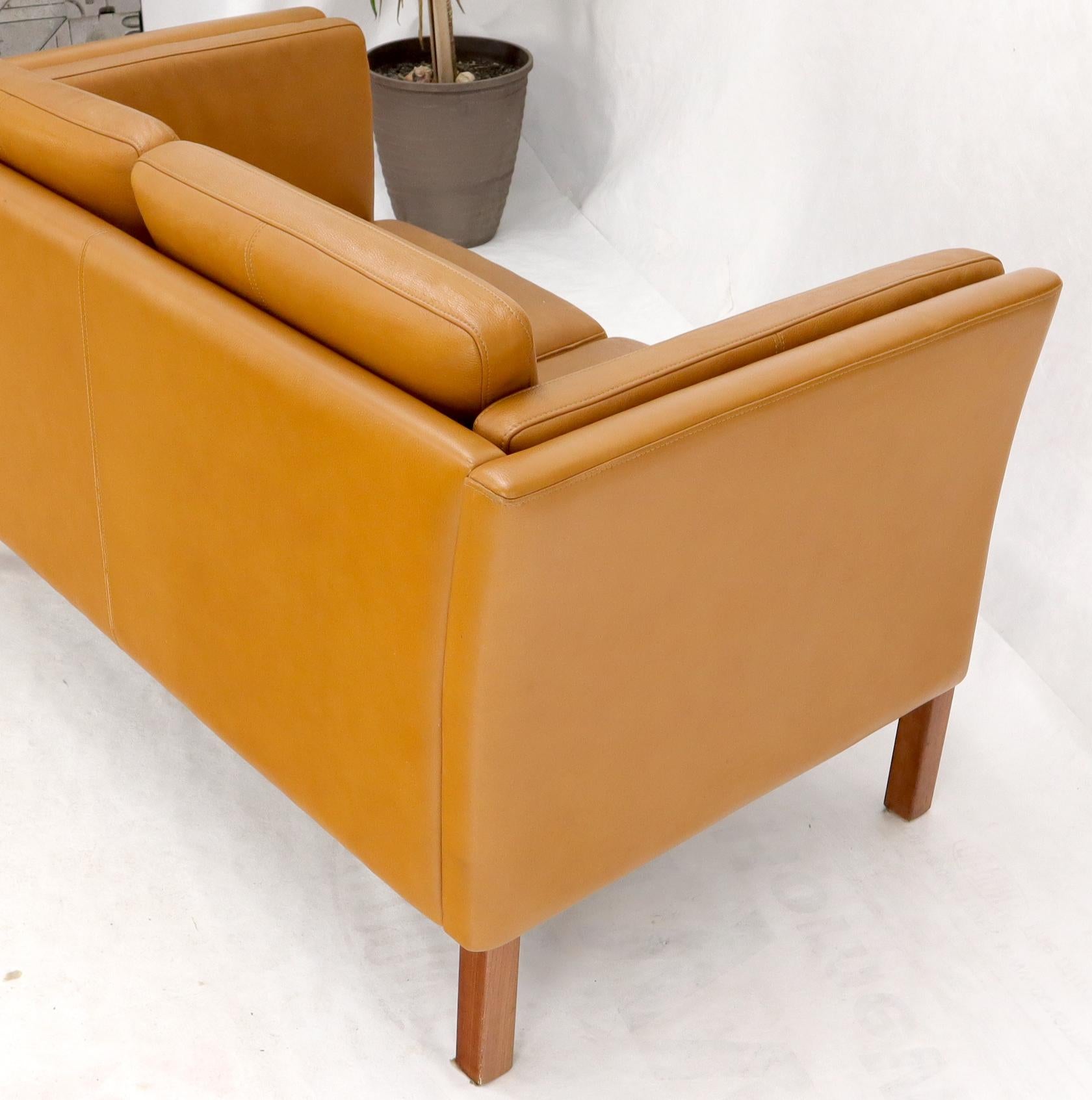 20th Century Borge Mogenson Tan Leather Loveseat Sofa Danish Mid-Century Modern For Sale