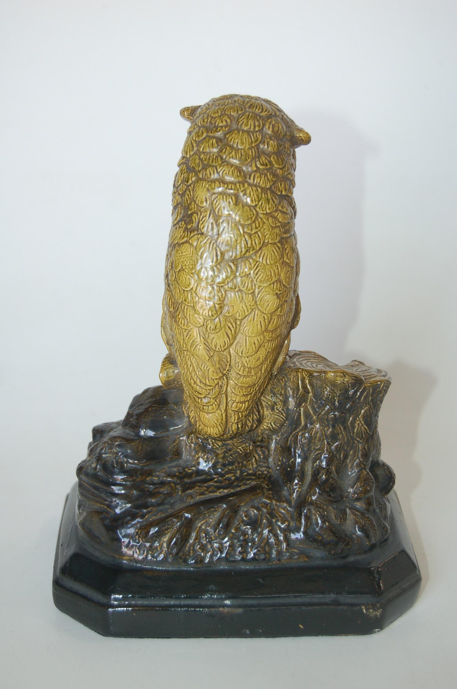 Borghese English Victorian Period Majolica Owl Figurine, Circa 1871 In Excellent Condition In Van Nuys, CA