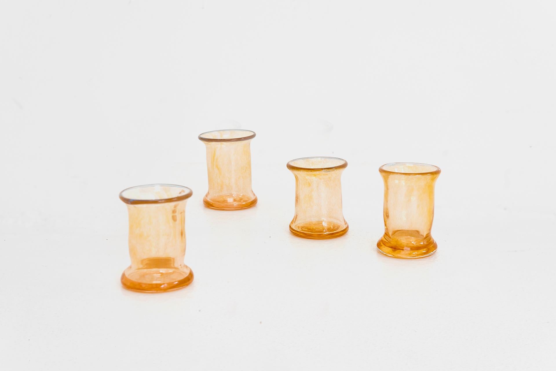 Boris de Beijer Vasos de Jarra de Vidrio Soplado de la Serie Coupes De Pompadour Holandés en venta