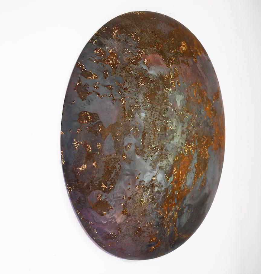 Boris Gratry’s abstract compositions share as unique a kinship to artists like Richard Serra or John Chamberlain, as they do with raku-ware, a traditional pottery used in Japanese tea ceremonies.

Strongly influenced by conceptual art,
