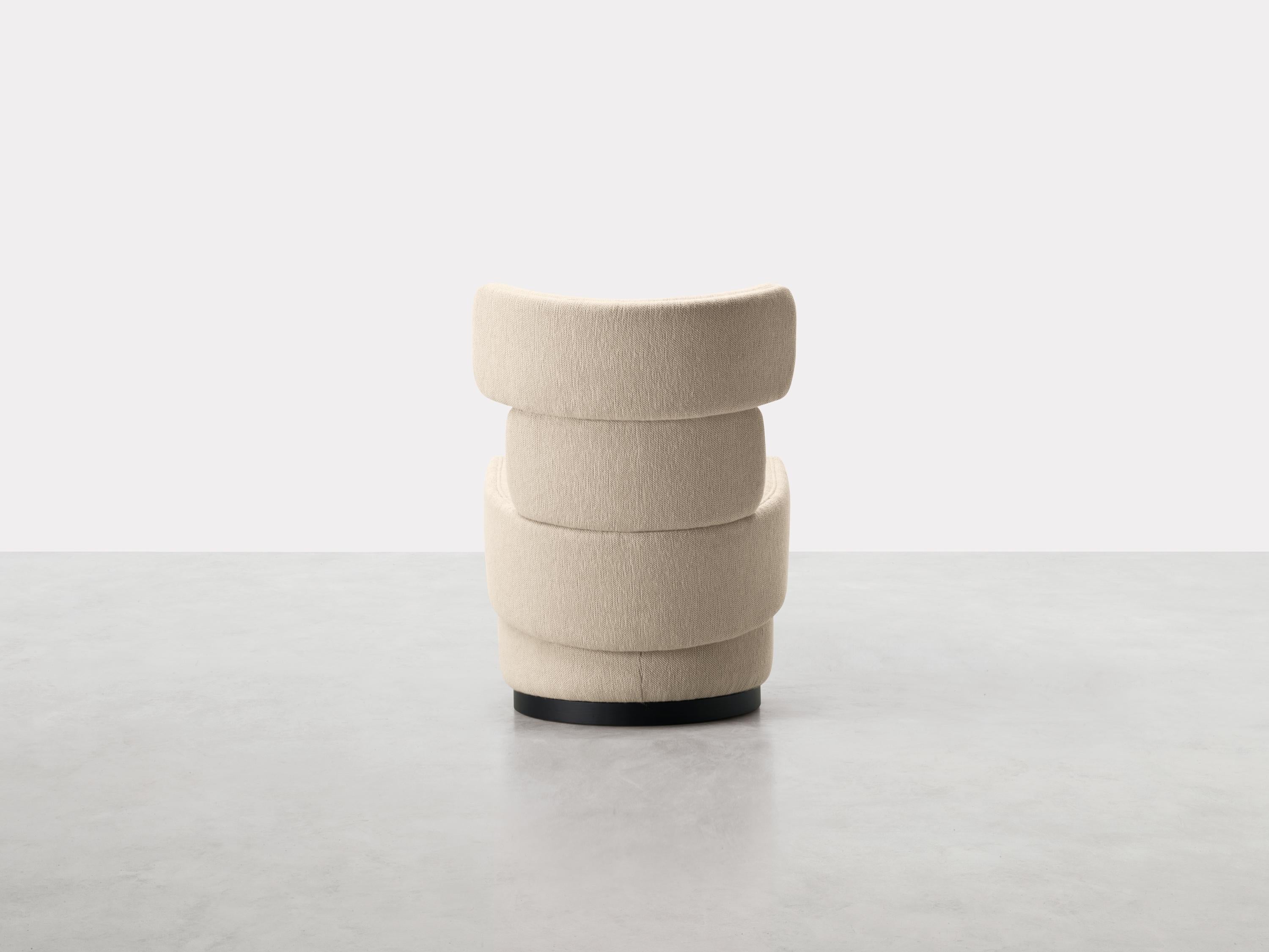 Italian Boris, soft enveloping bergère in fabric, Dainelli Studio for Somaschini, Italy in vendita