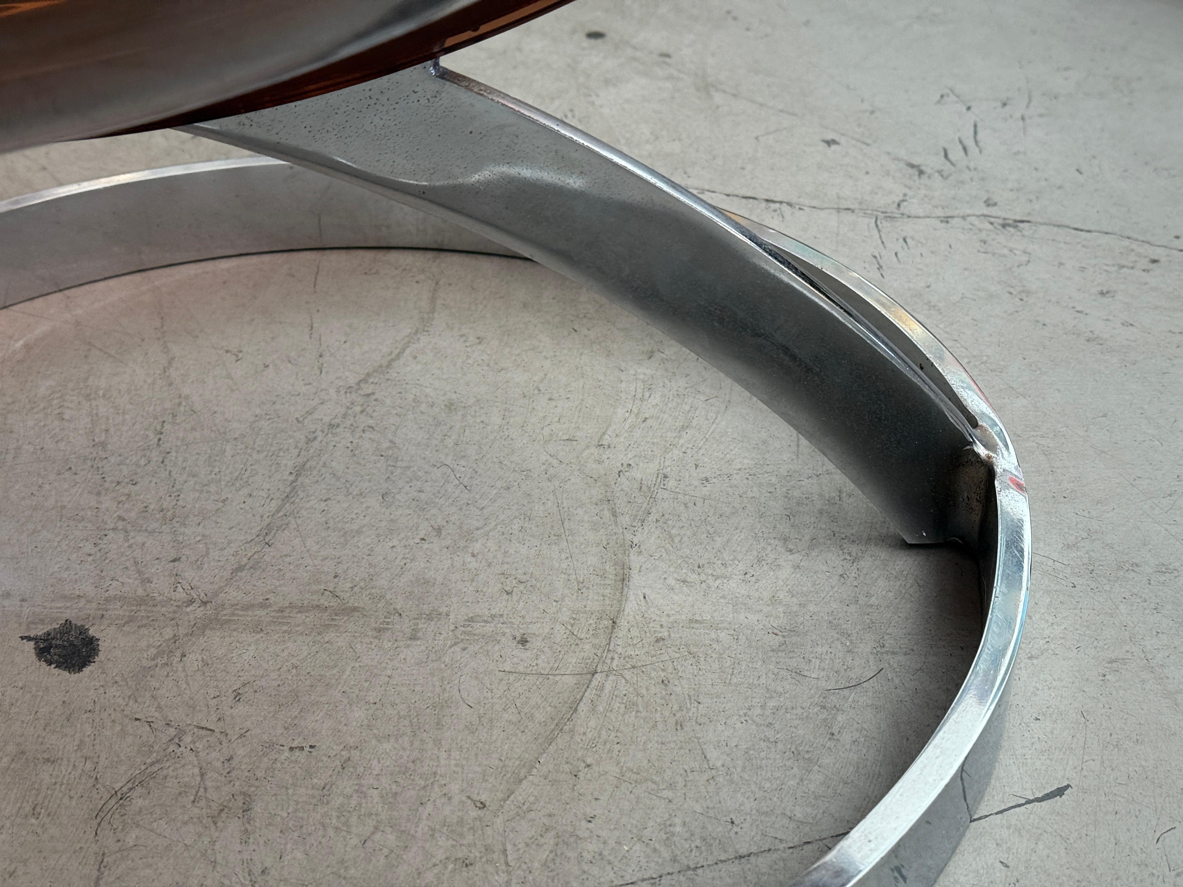 Boris Tabacoff per Mobilier Modulair Moderne Sedia a sfera in lucite fumé in vendita 4