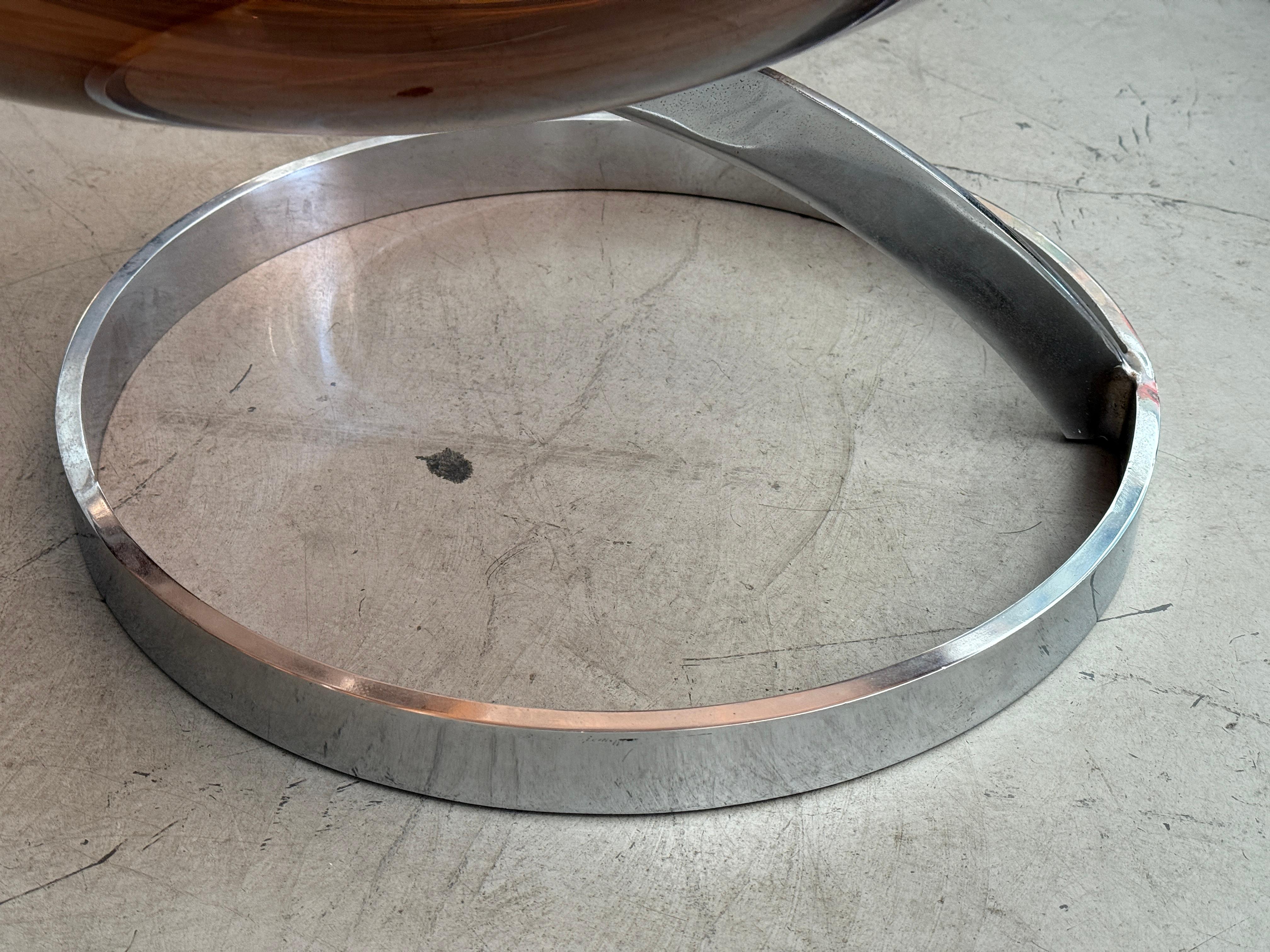 Boris Tabacoff per Mobilier Modulair Moderne Sedia a sfera in lucite fumé in vendita 6