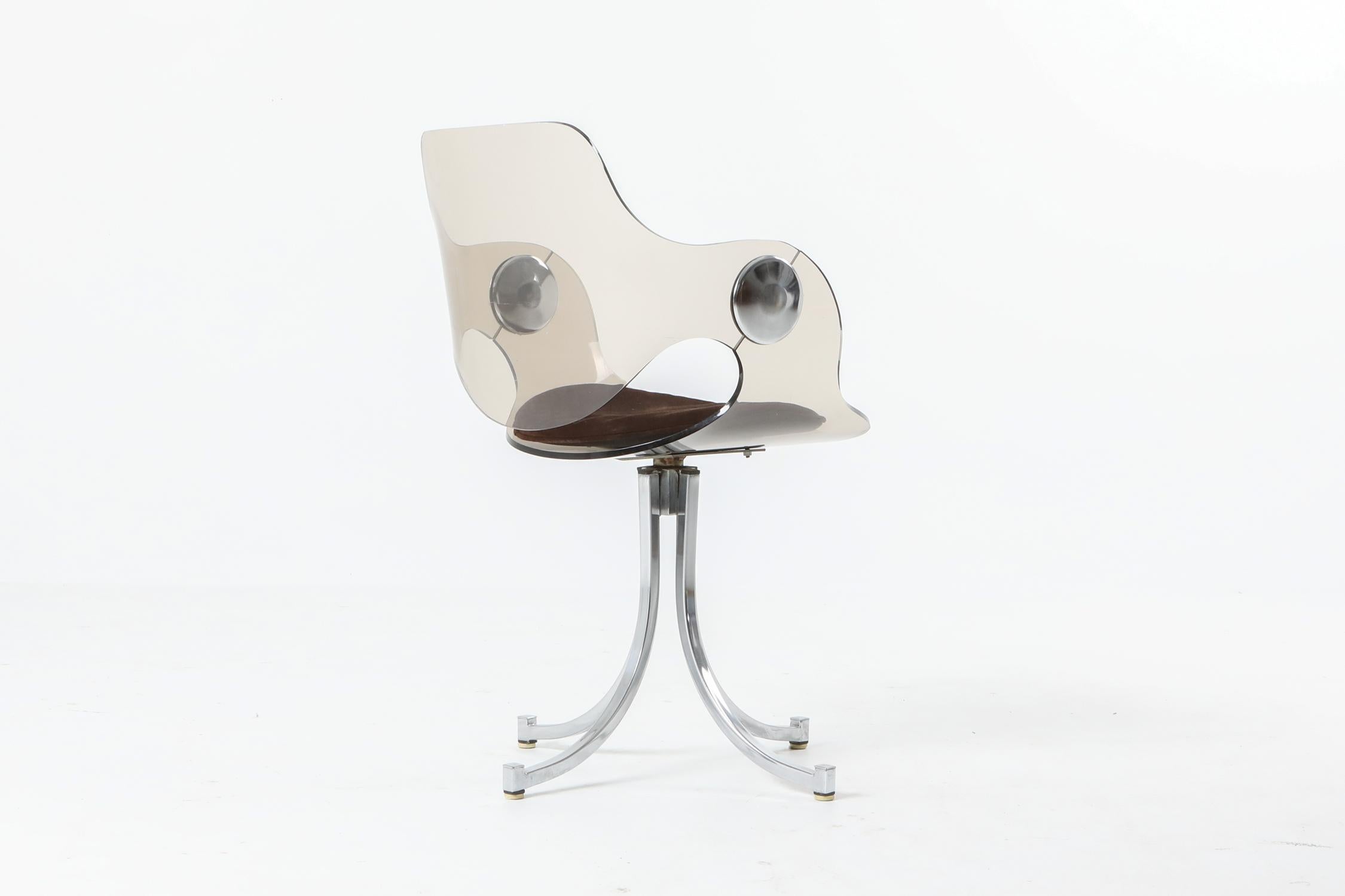 Boris Tabacoff Chaises en plexiglas et chrome pour Mobilier Modulair Moderne 1