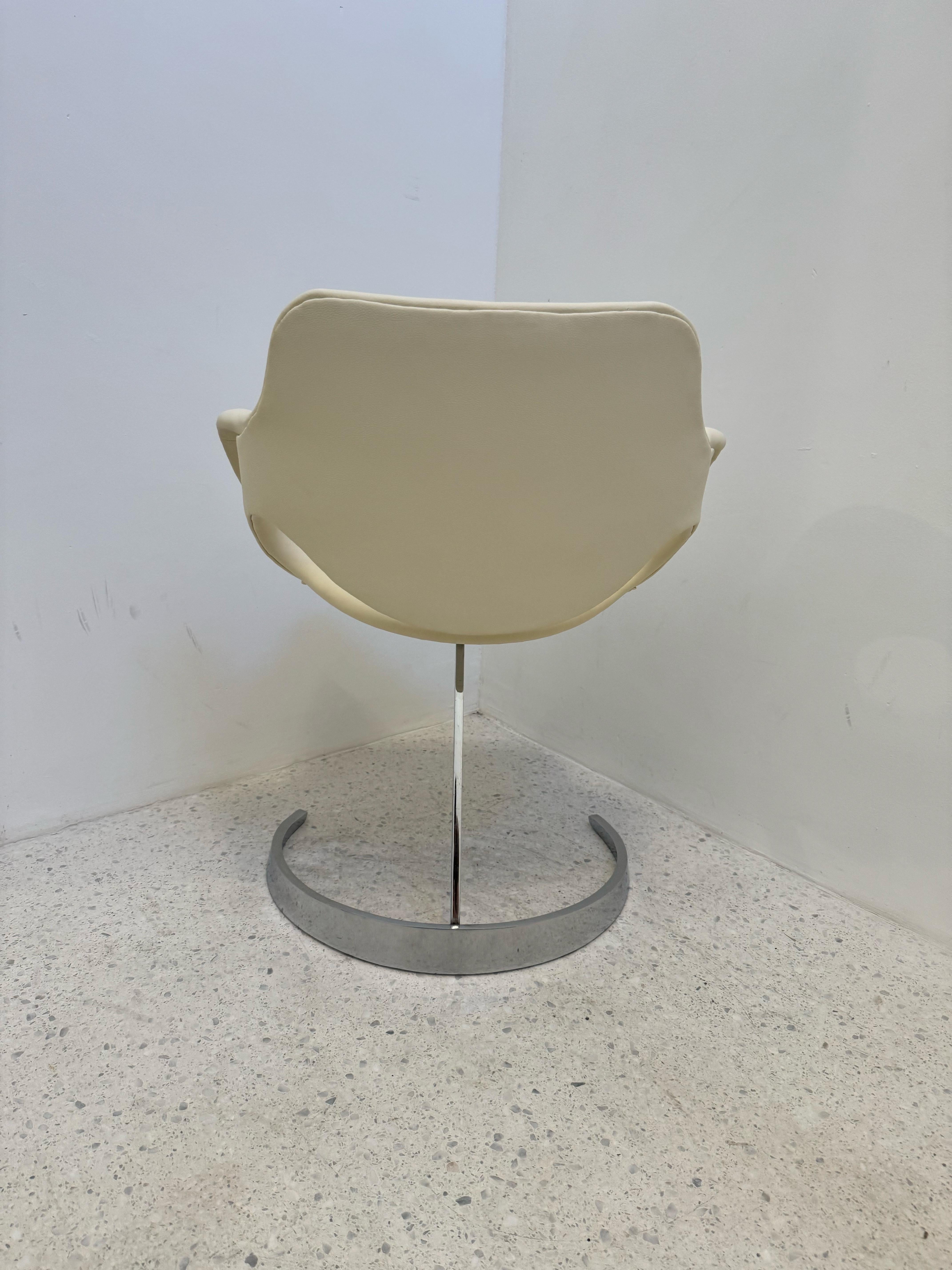 Boris Tabacoff “Scimitar” Dining Set – 6 Chairs & Glass Table, 1970s For Sale 8