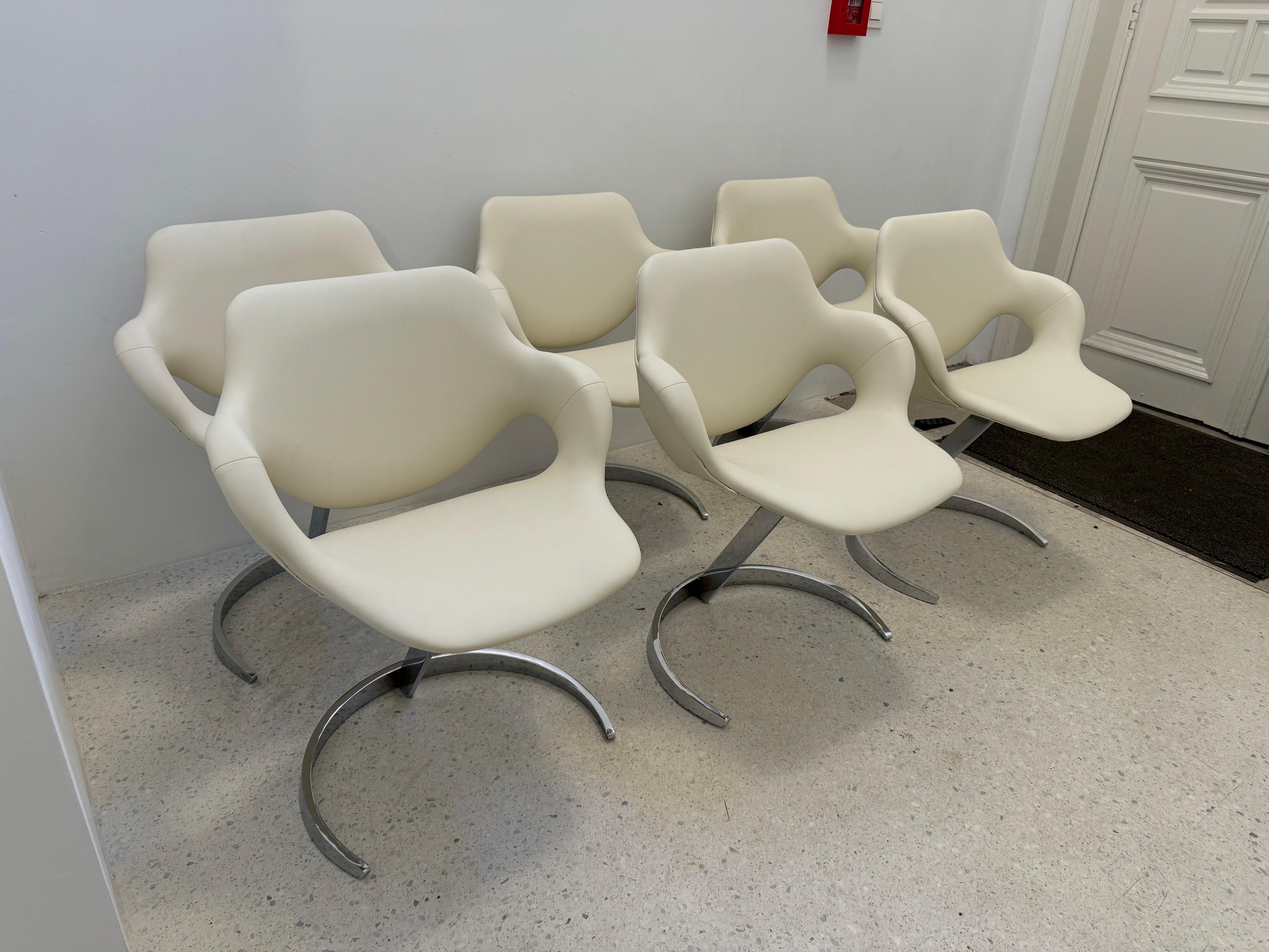 Boris Tabacoff “Scimitar” Dining Set – 6 Chairs & Glass Table, 1970s For Sale 1
