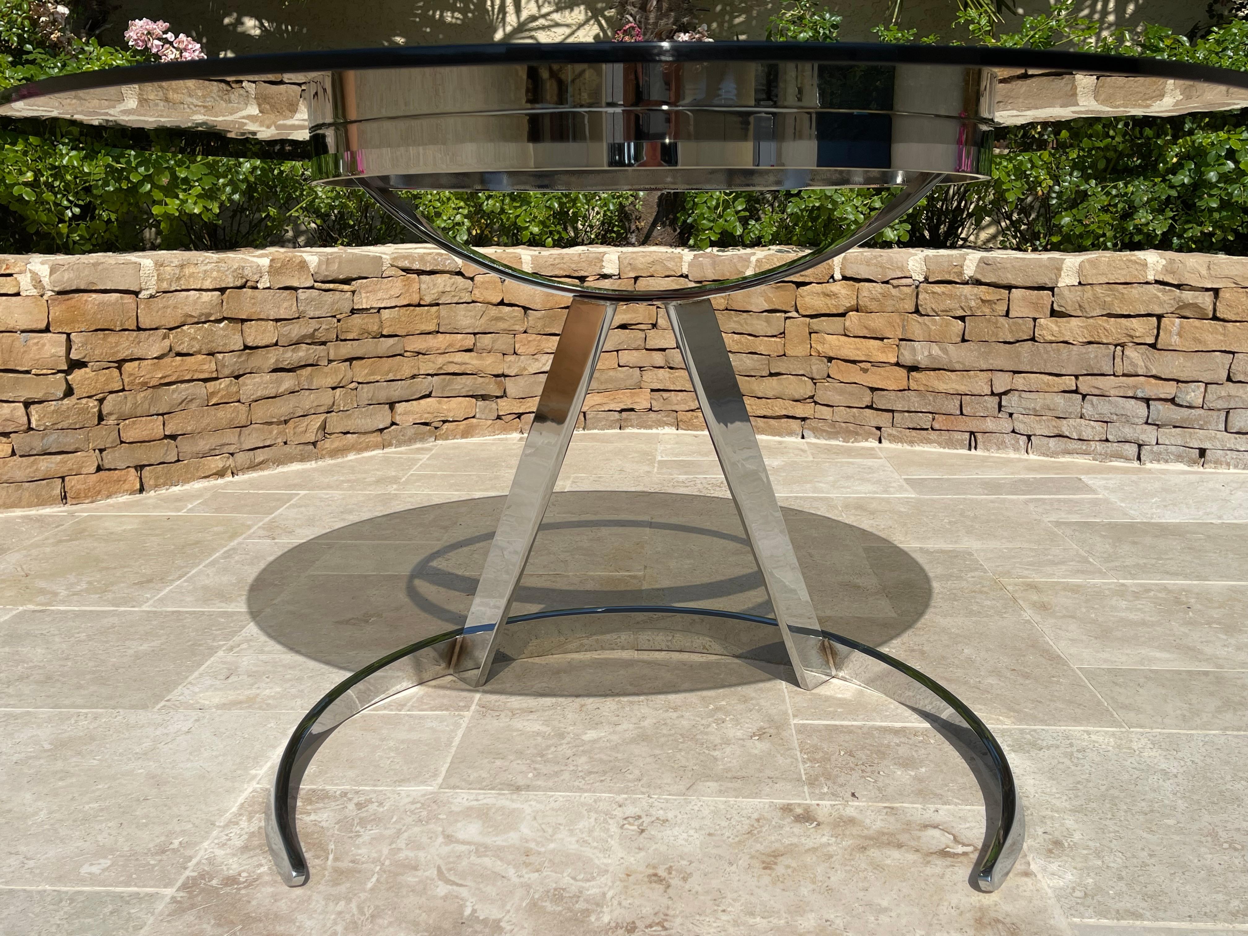 Boris TABACOFF - Ensemble de table et 4 chaises en vente 6