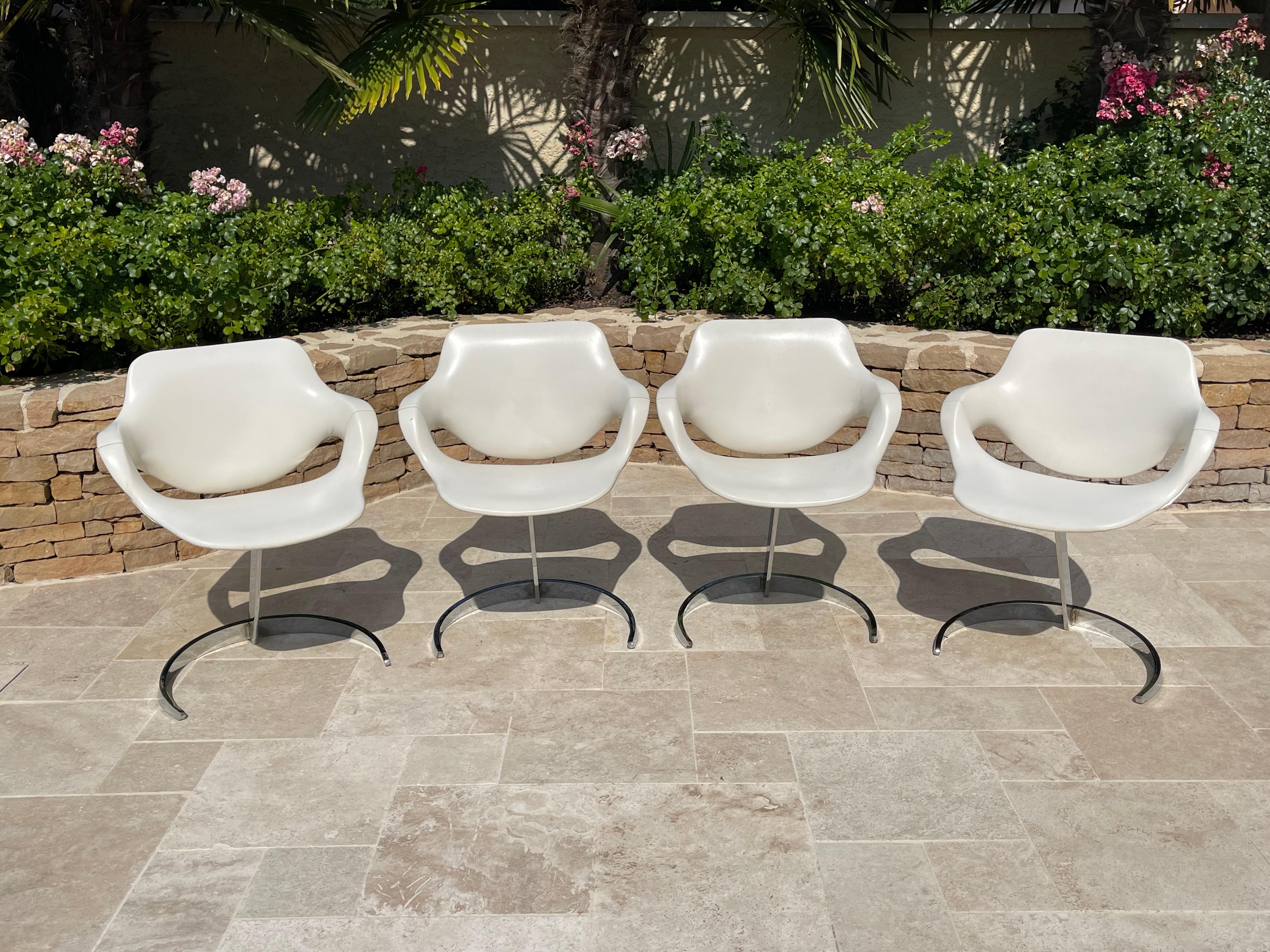 Boris TABACOFF - Ensemble de table et 4 chaises en vente 11