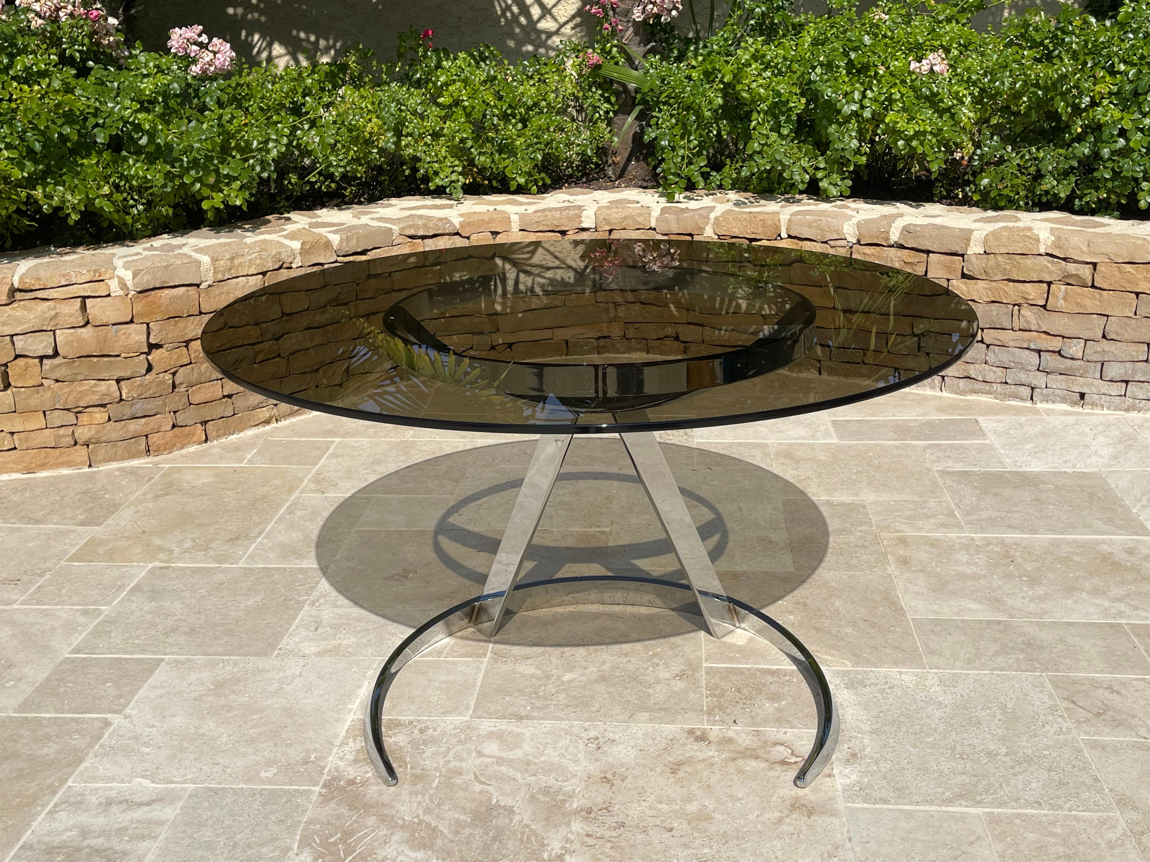 Acier inoxydable Boris TABACOFF - Ensemble de table et 4 chaises en vente