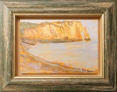 Französische Küstenlandschaft „Falaise D'aval“ mit Cliffs bei Sonnenuntergang