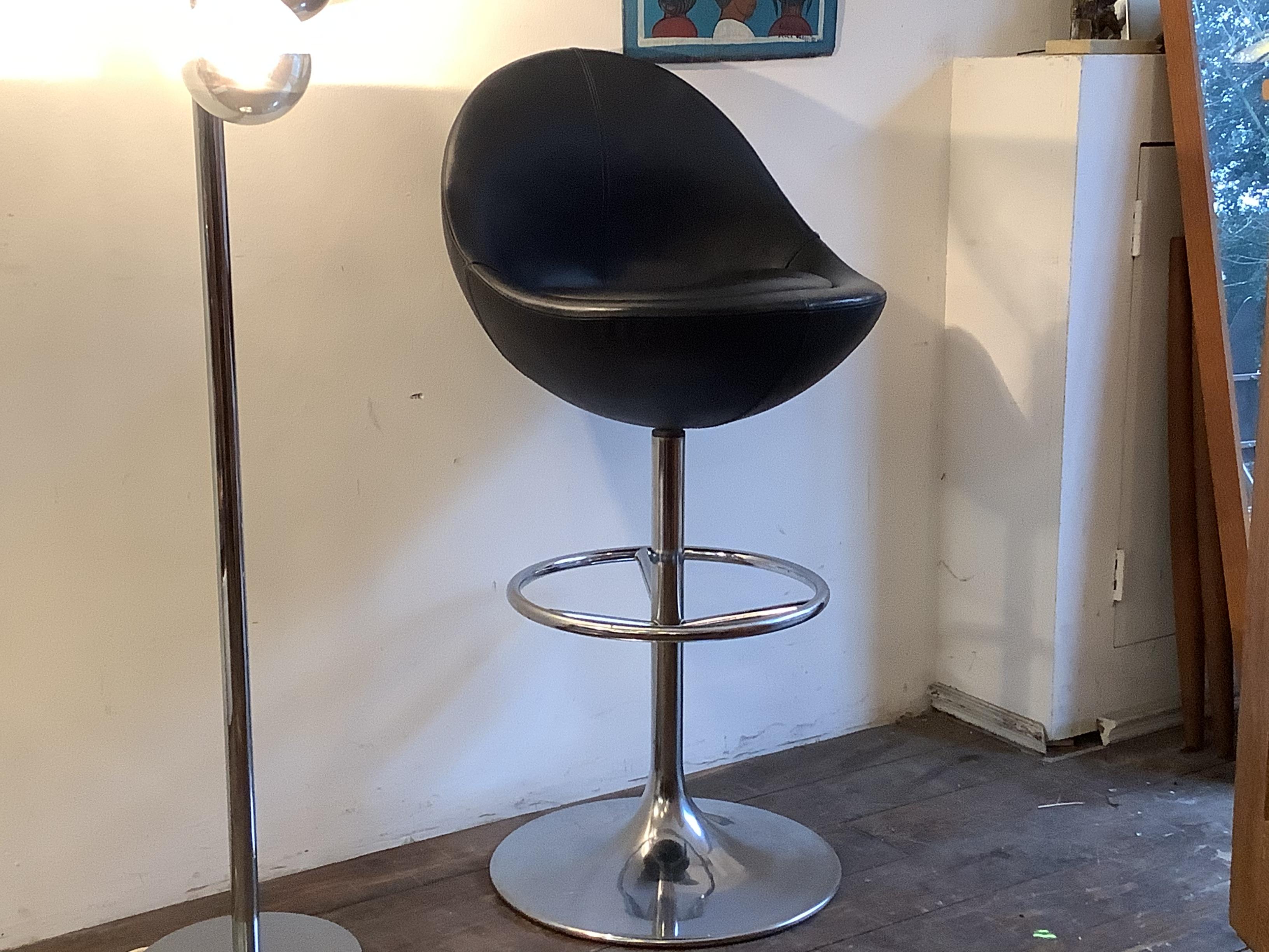 20th Century Borja Johansson Bar Stool/Model Venus by Johansson/1960s Trumpet Base Swivel