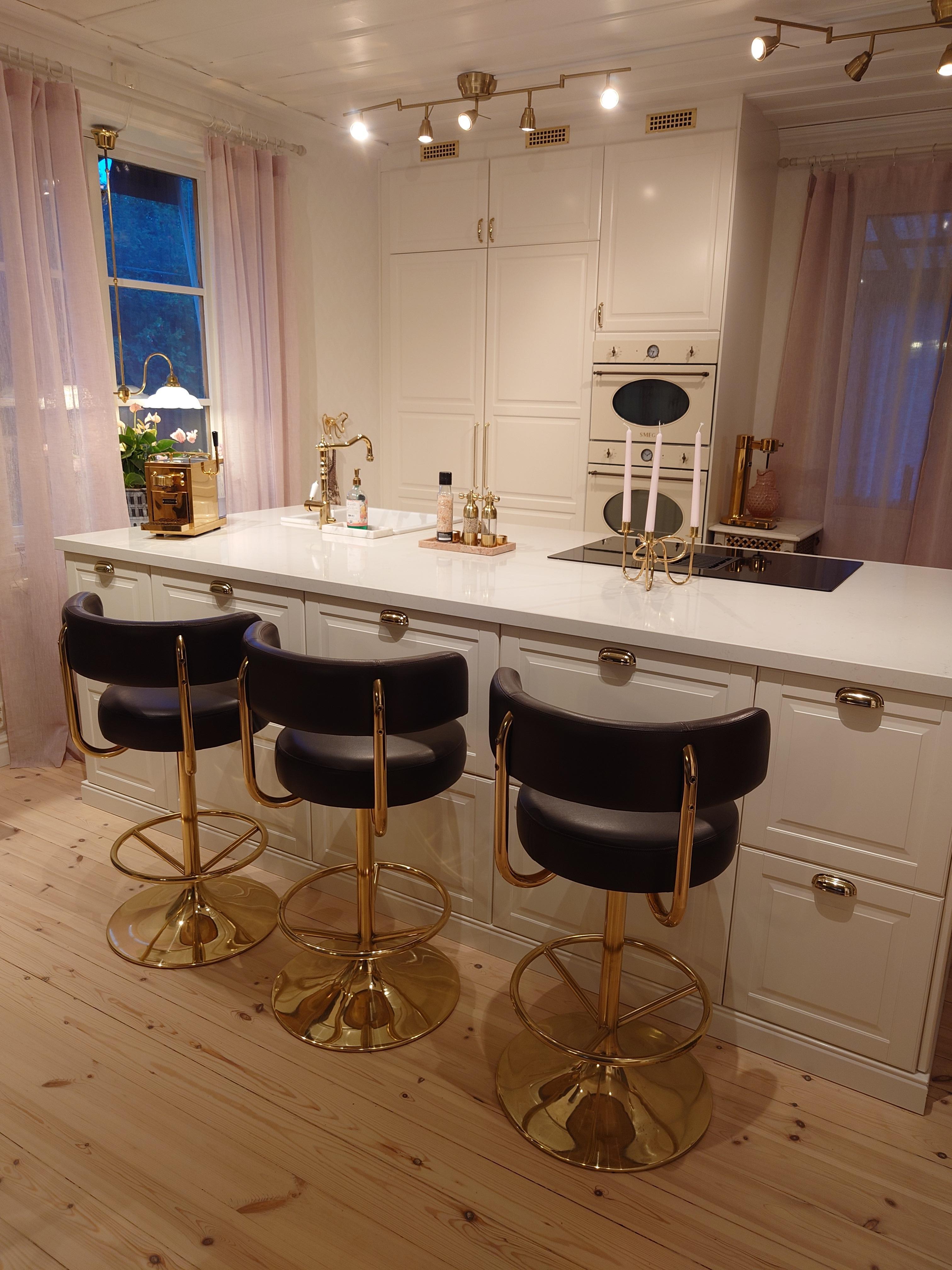 Börje Johanson set of Three Barstools in brown Leatherette 1970s Brass 10