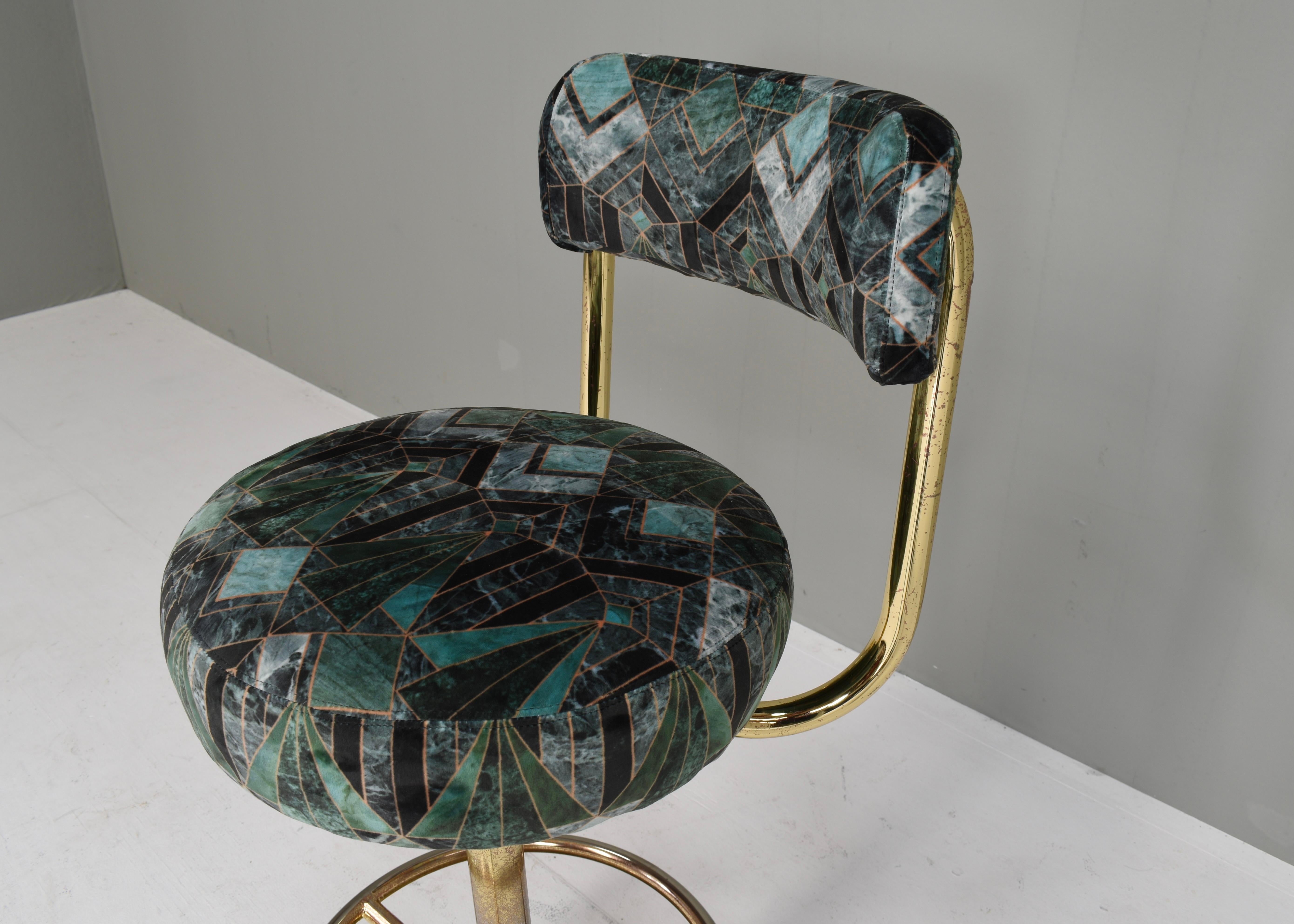 Tabouret de bar pivotant en laiton Börje Johanson, Suède, vers 1960 7