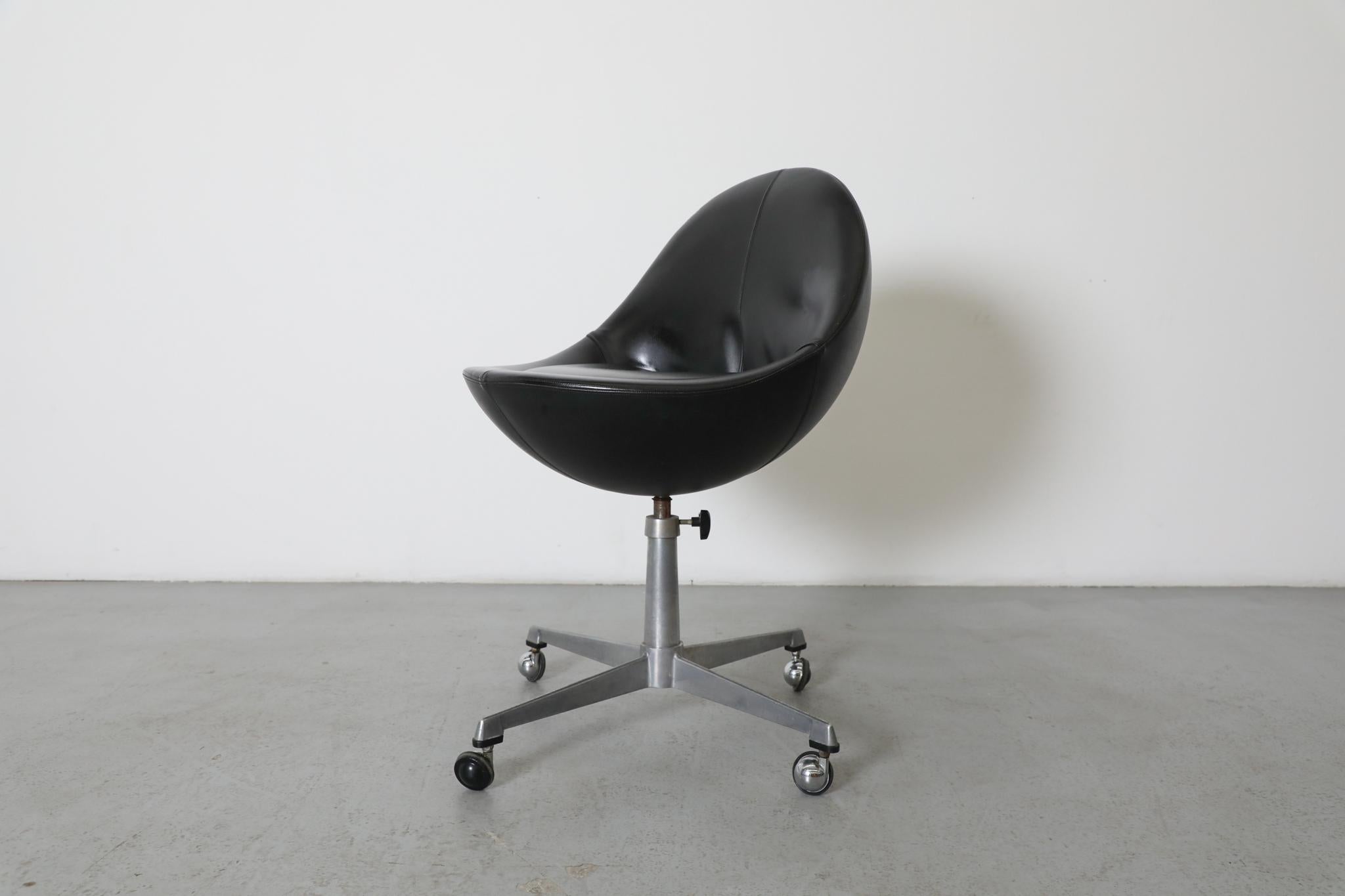 Börje Johanson 'Venus' Bürostuhl, rollend im Angebot 3