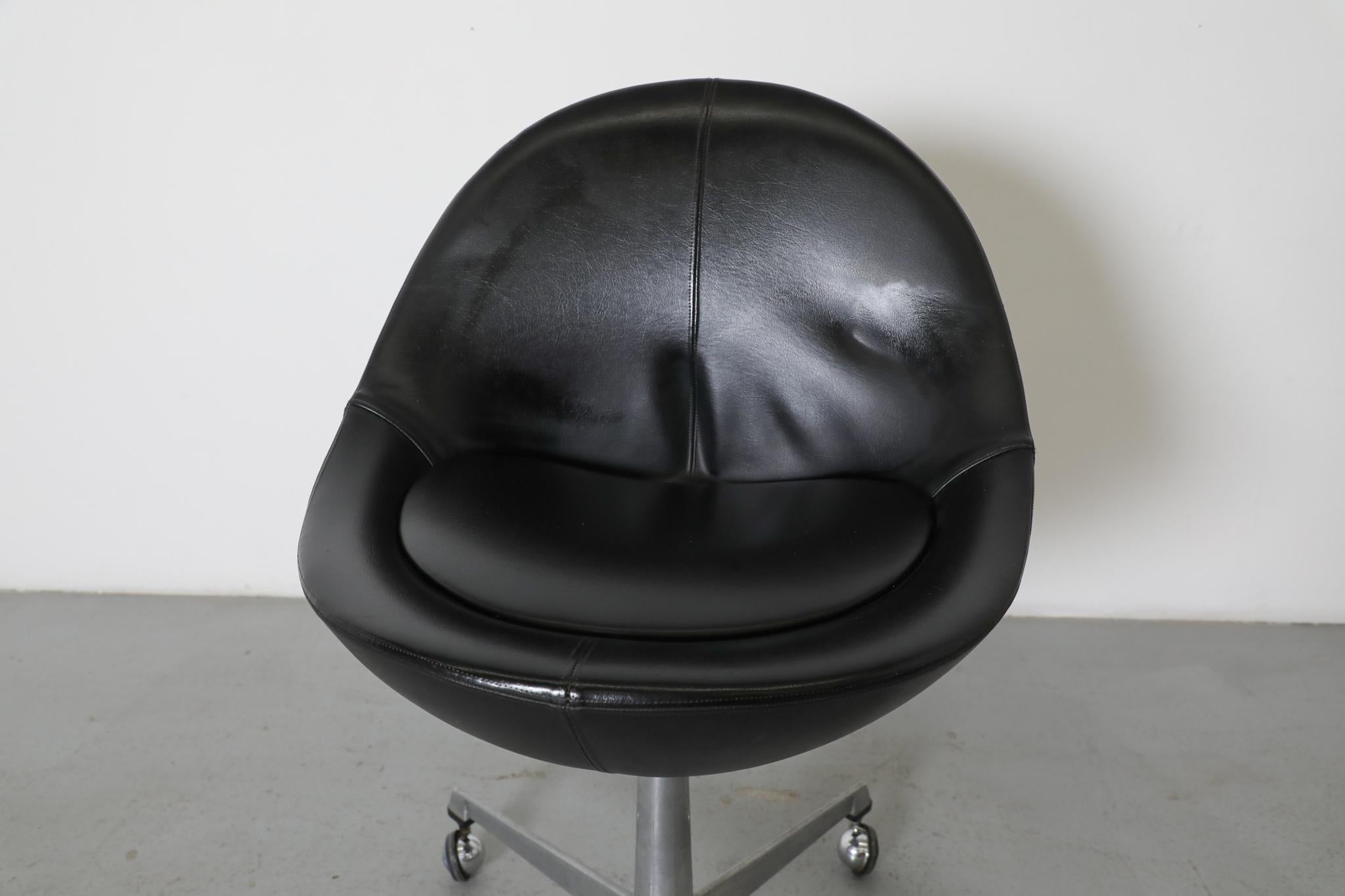 Börje Johanson 'Venus' Bürostuhl, rollend im Angebot 4