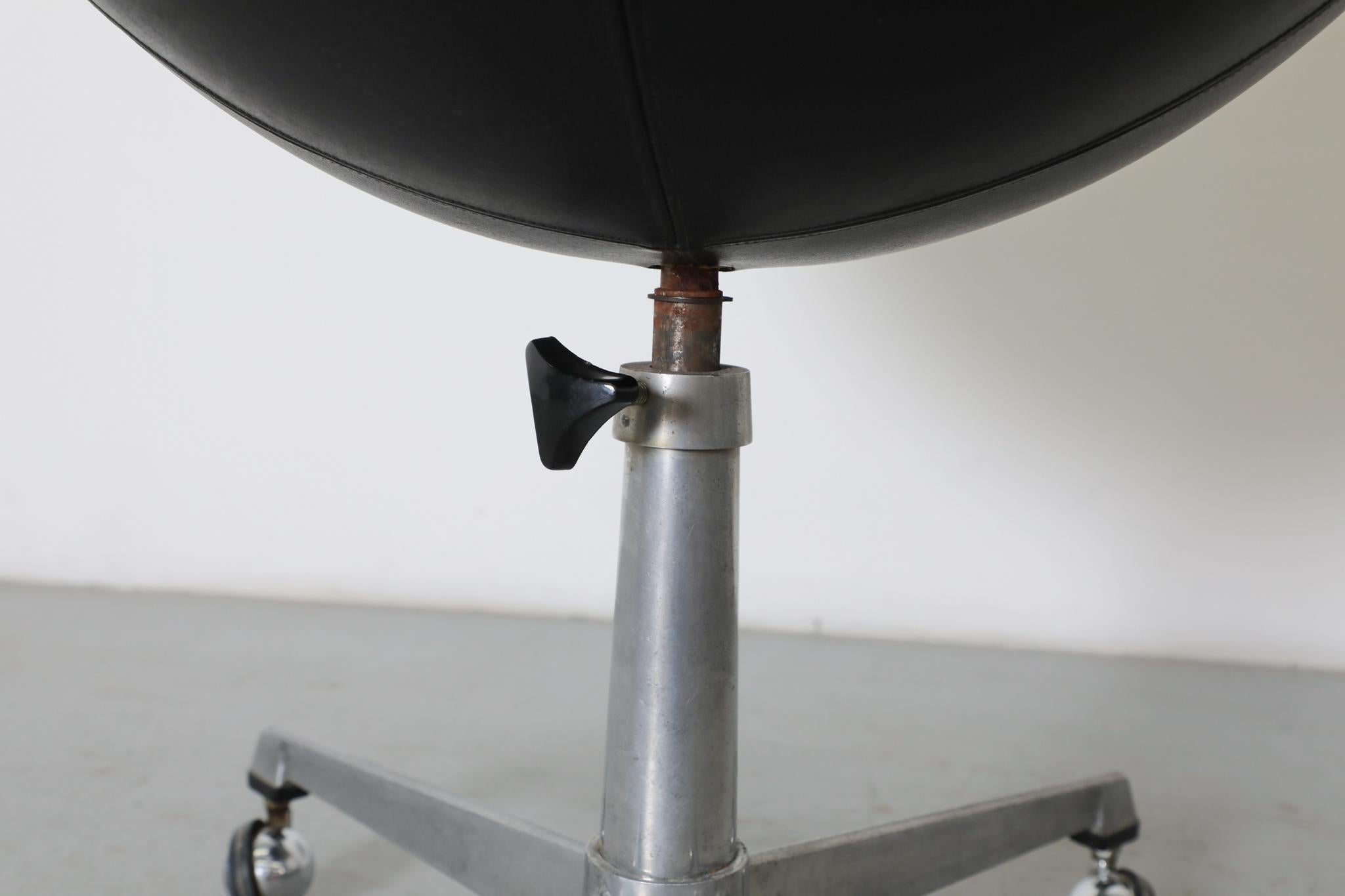 Börje Johanson 'Venus' Bürostuhl, rollend im Angebot 7